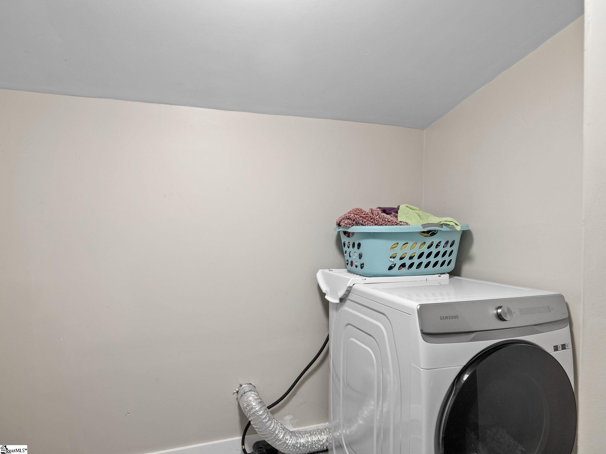 24 Oak Street Spartanburg, SC 29306