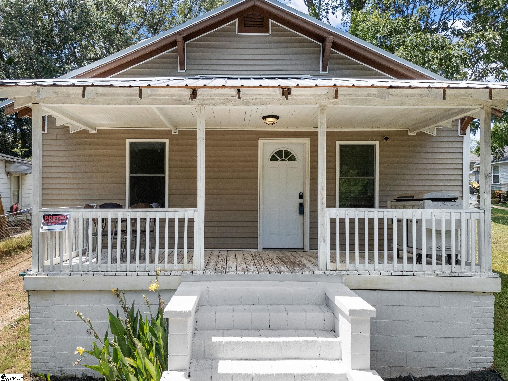 24 Oak Street Spartanburg, SC 29306