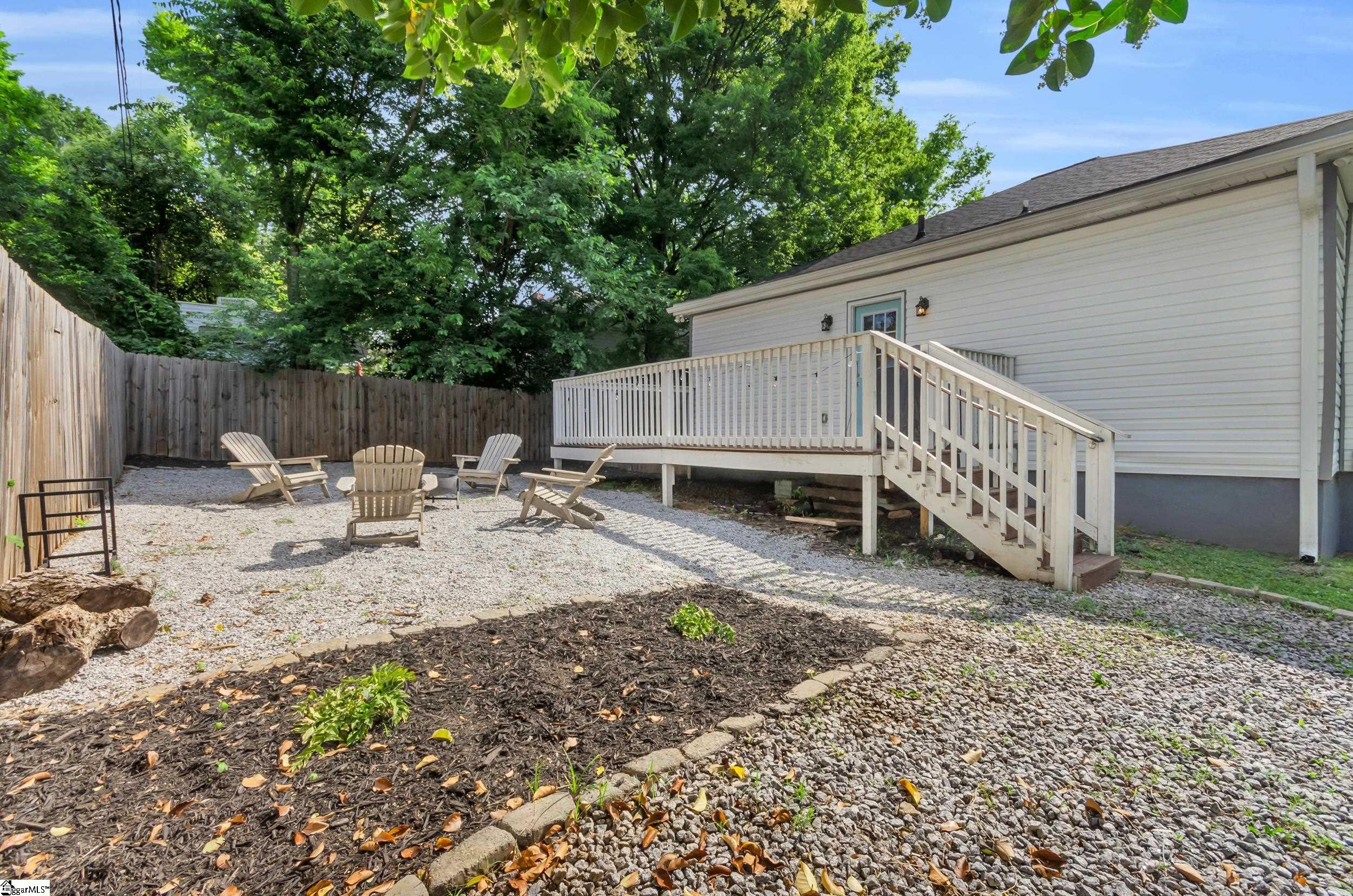 44 4th Avenue Greenville, SC 29611