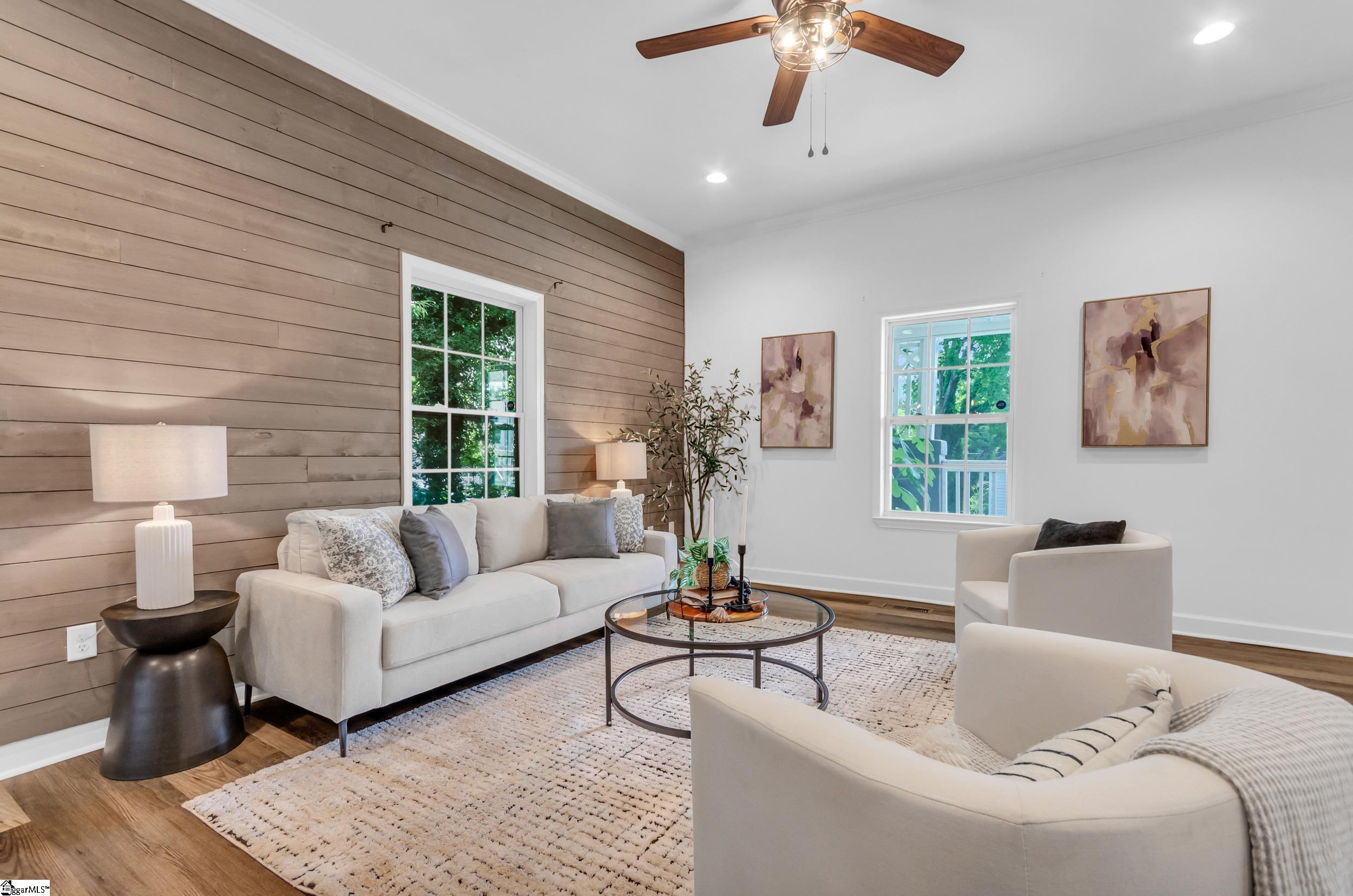 44 4th Avenue Greenville, SC 29611