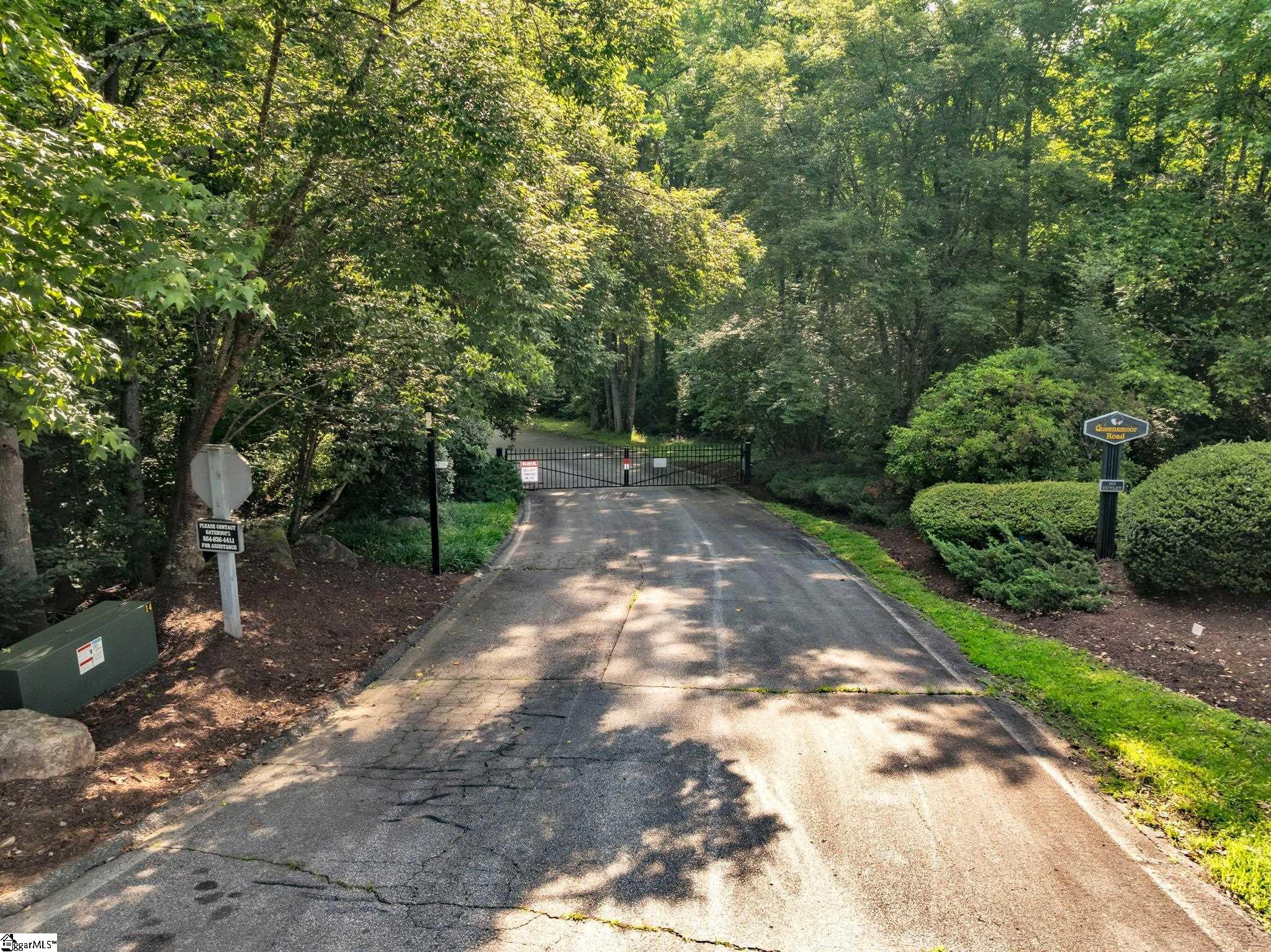 10 Queensmoor Road Travelers Rest, SC 29690-4100