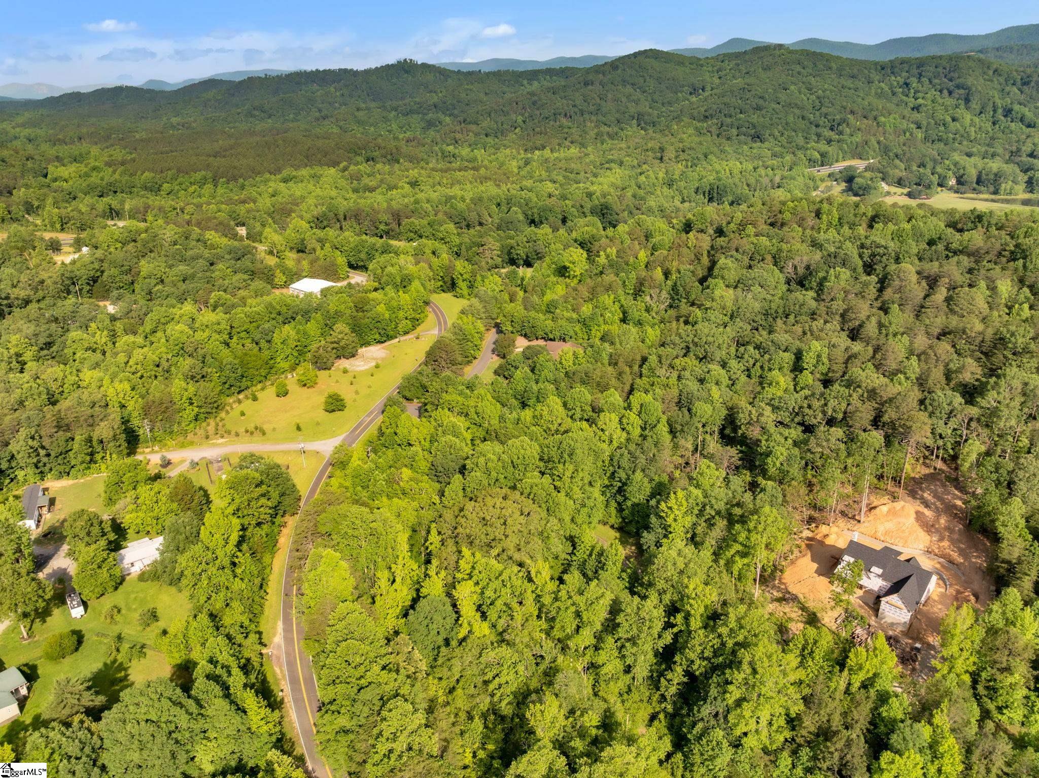 10 Queensmoor Road Travelers Rest, SC 29690-4100