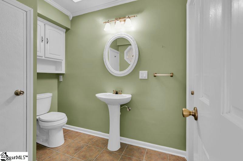 268 Margate Circle Chesnee, SC 29323
