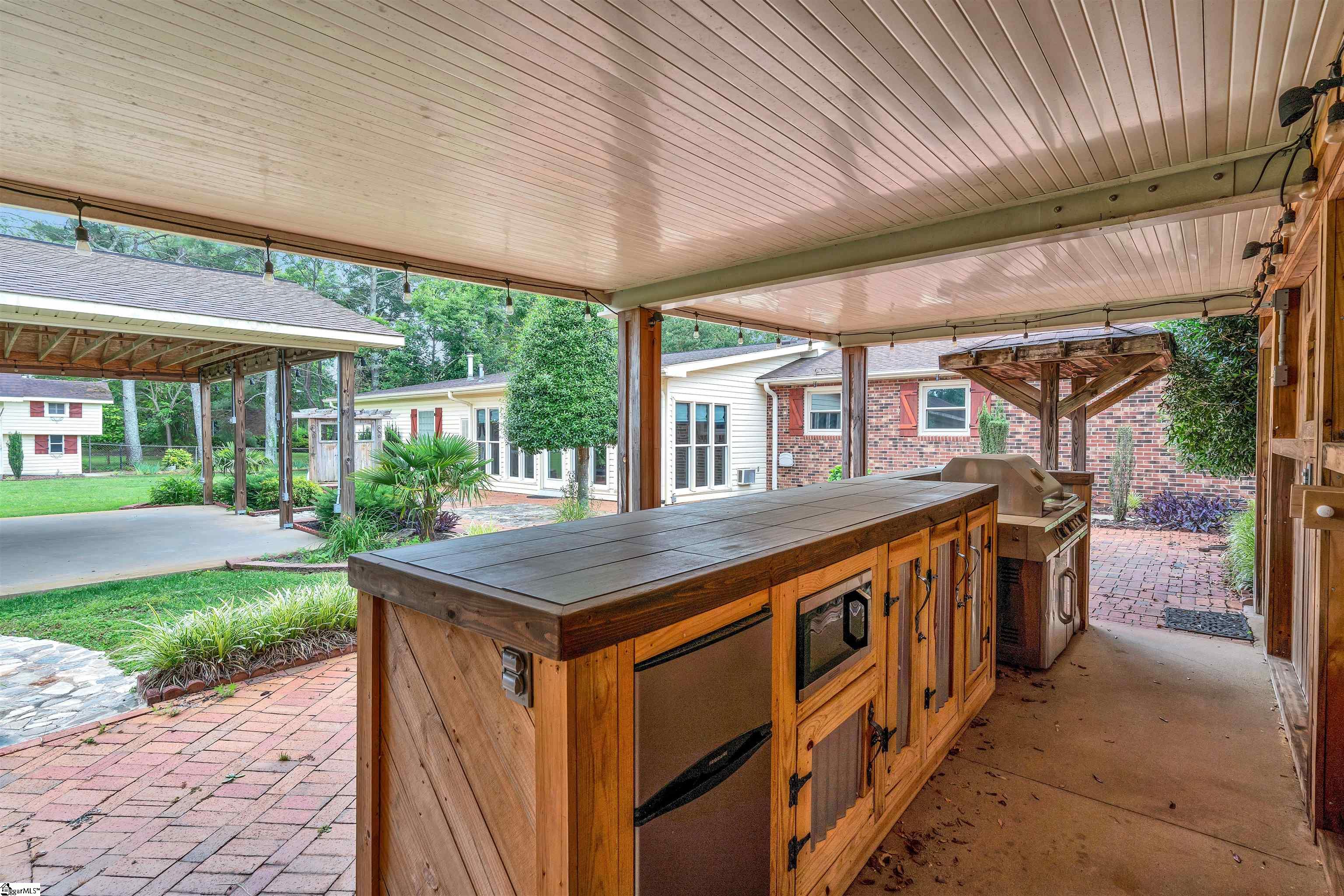 268 Margate Circle Chesnee, SC 29323