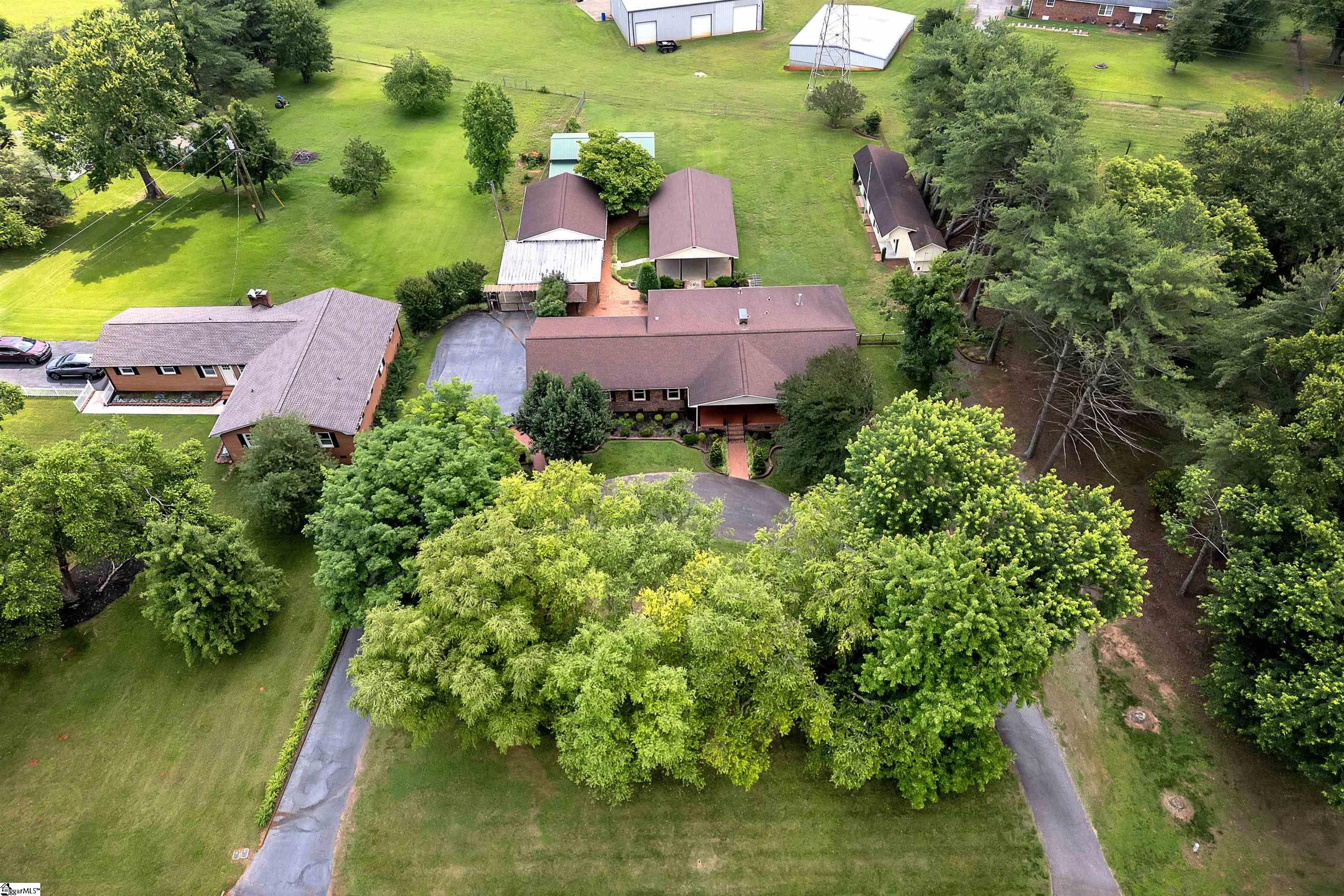 268 Margate Circle Chesnee, SC 29323