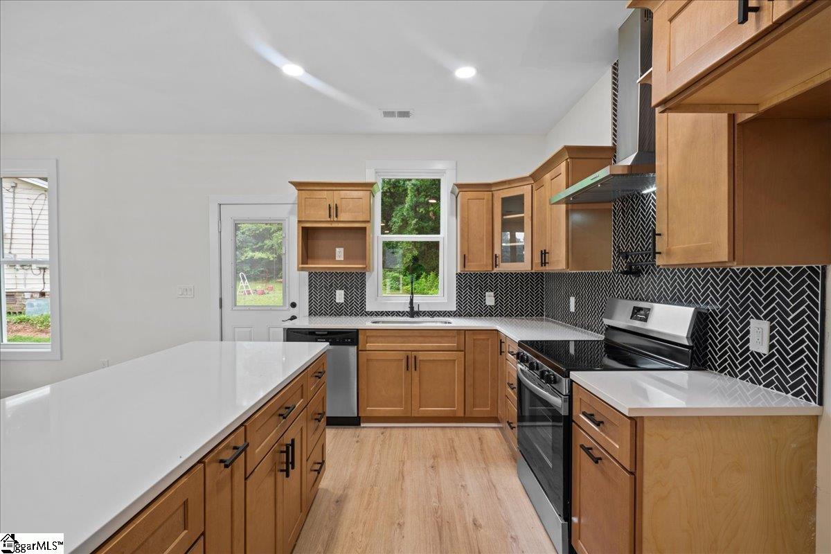 119A Woodland Drive Fountain Inn, SC 29644