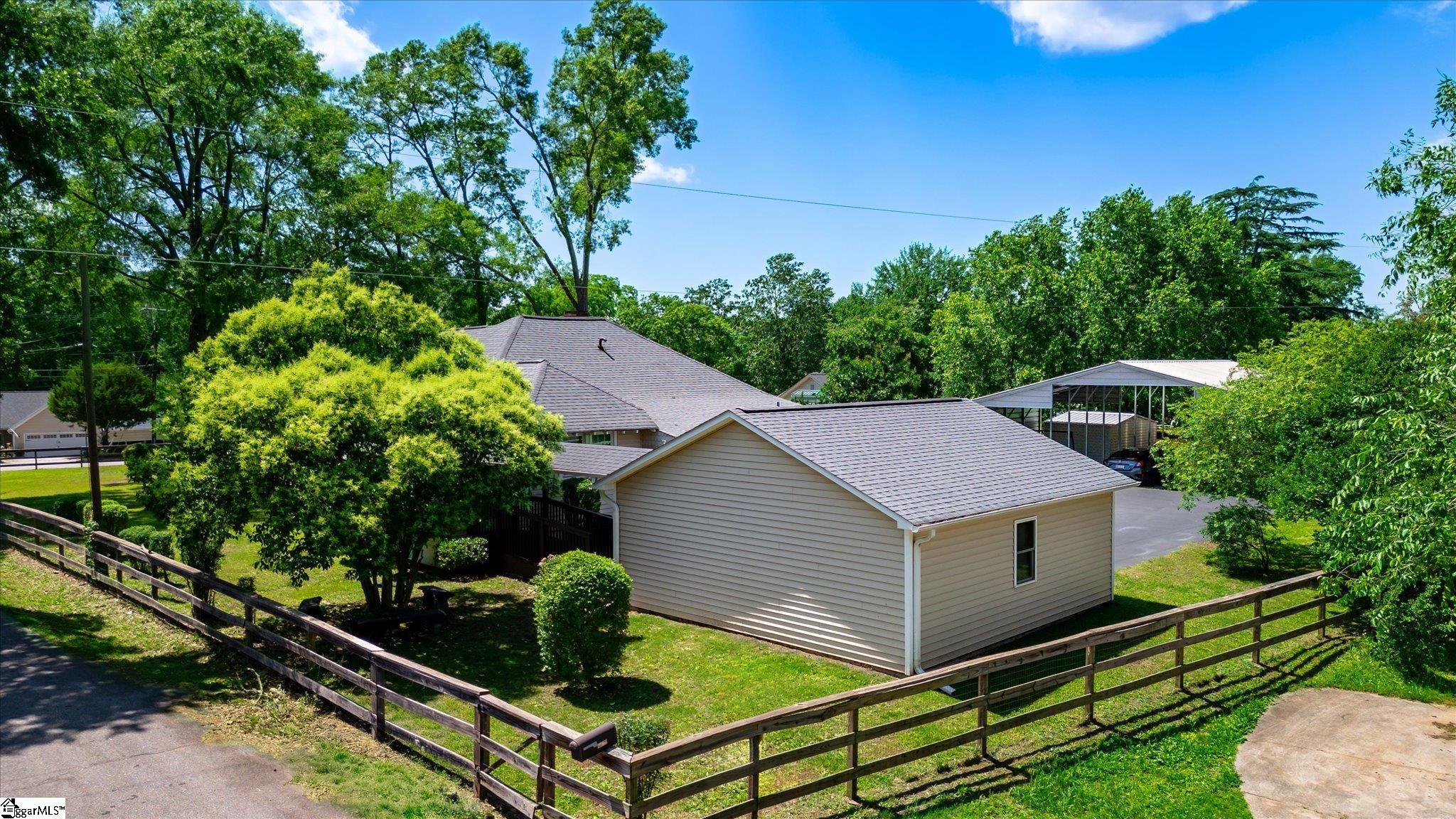 2100 Marchbanks Avenue Anderson, SC 29621