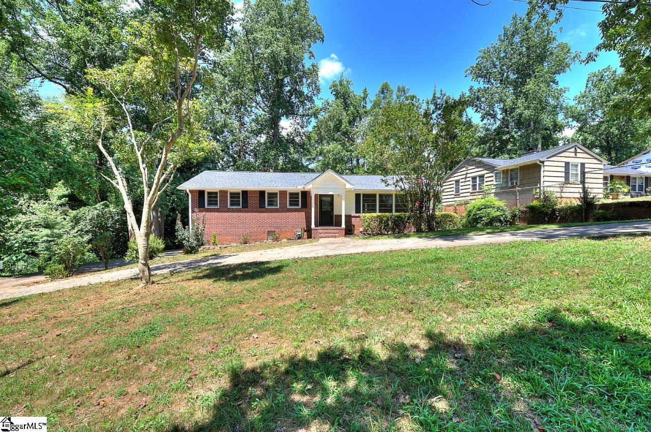 304 Robin Hood Road Greenville, SC 29607