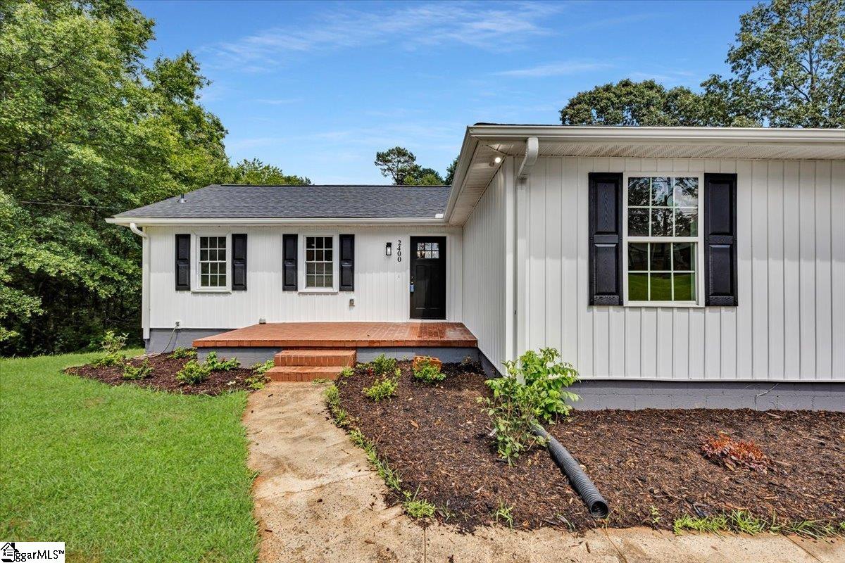 2400 Tigerville Road Travelers Rest, SC 29690