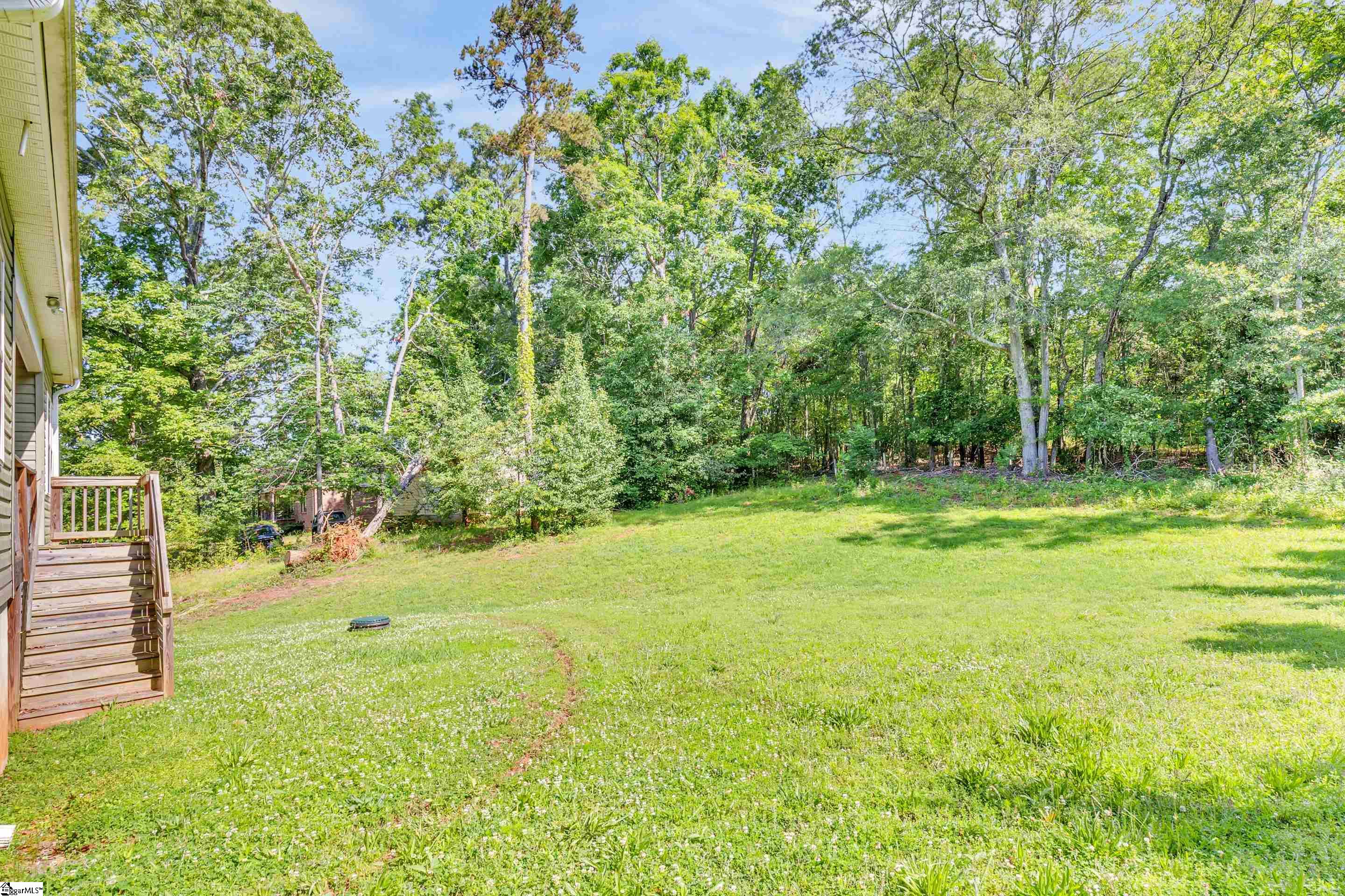 10 N Plainview Drive Greenville, SC 29611