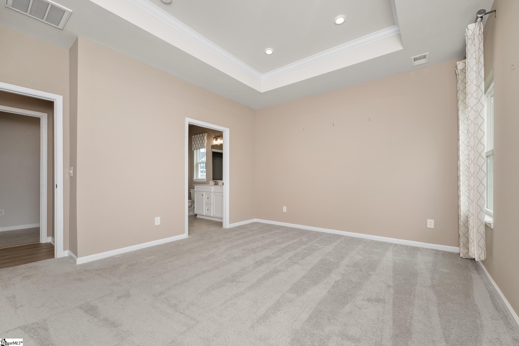 6010 Ives Avenue Spartanburg, SC 29307