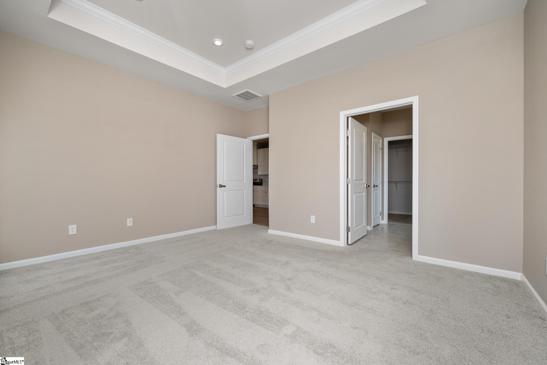 6010 Ives Avenue Spartanburg, SC 29307