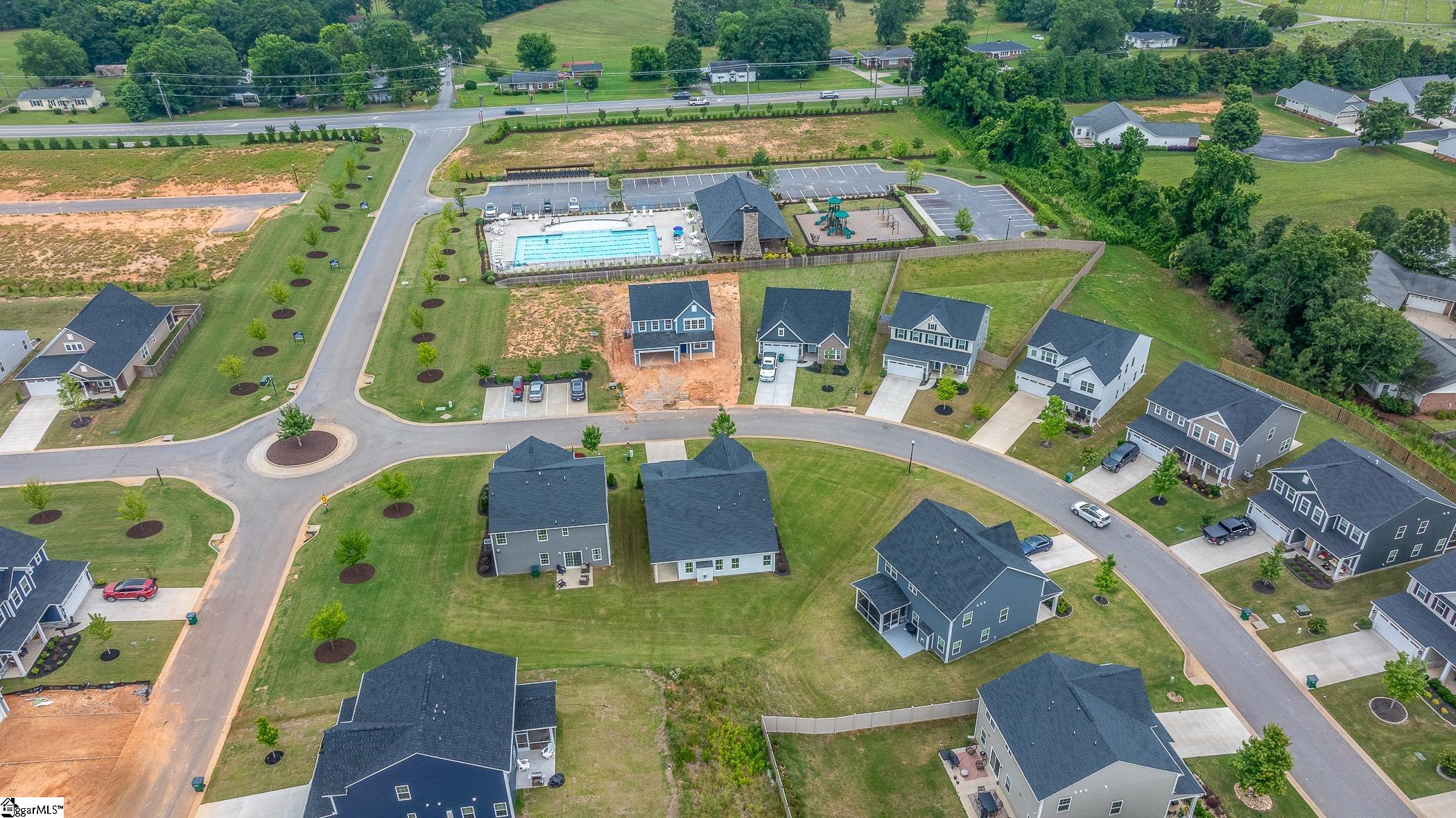 6010 Ives Avenue Spartanburg, SC 29307