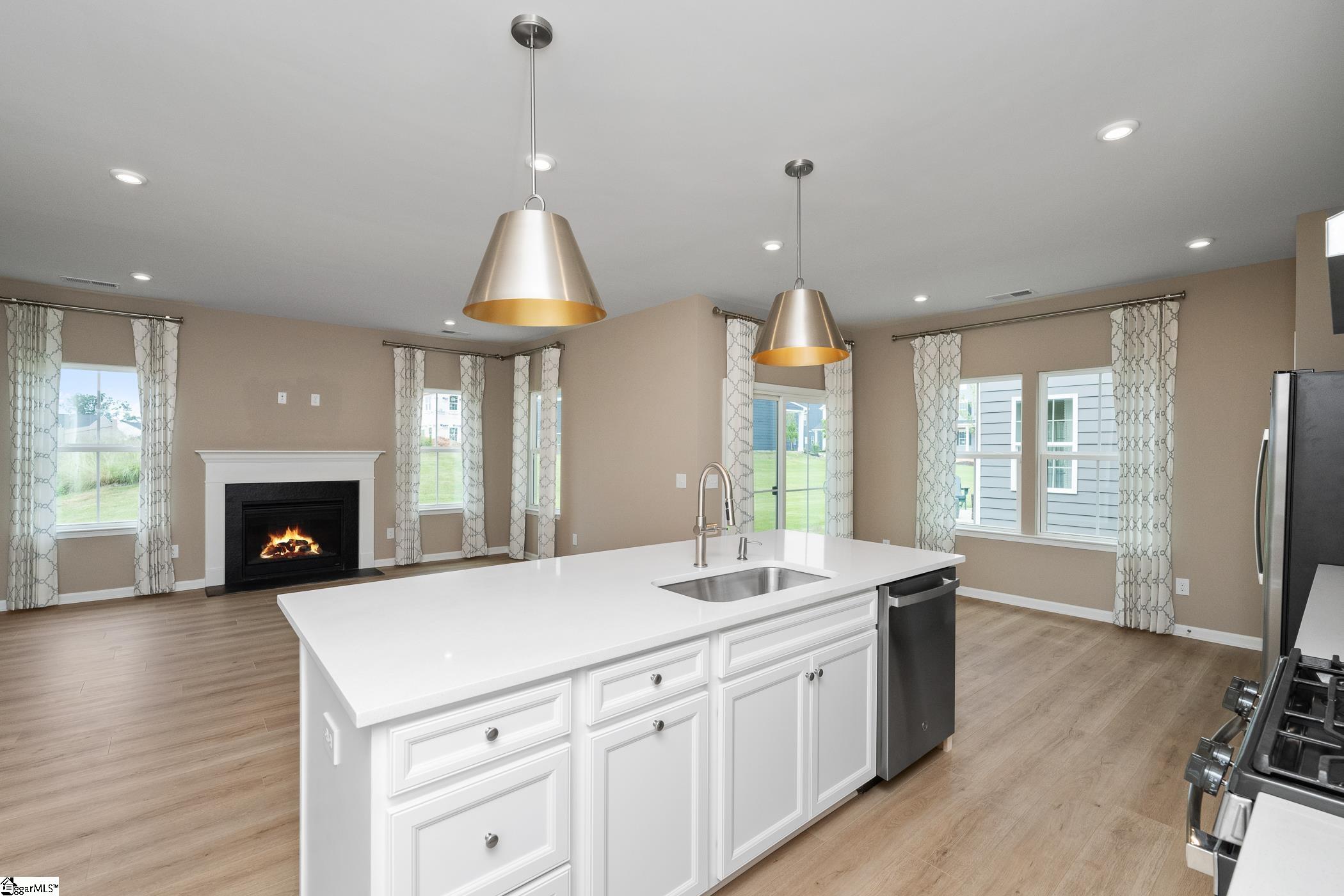 6010 Ives Avenue Spartanburg, SC 29307