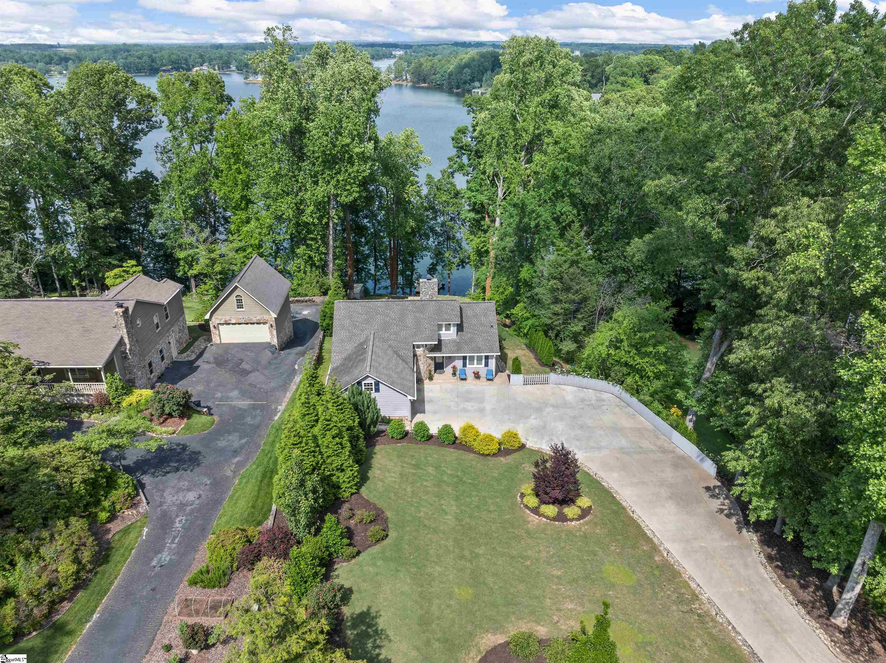 702 Lakewinds Boulevard Inman, SC 29349