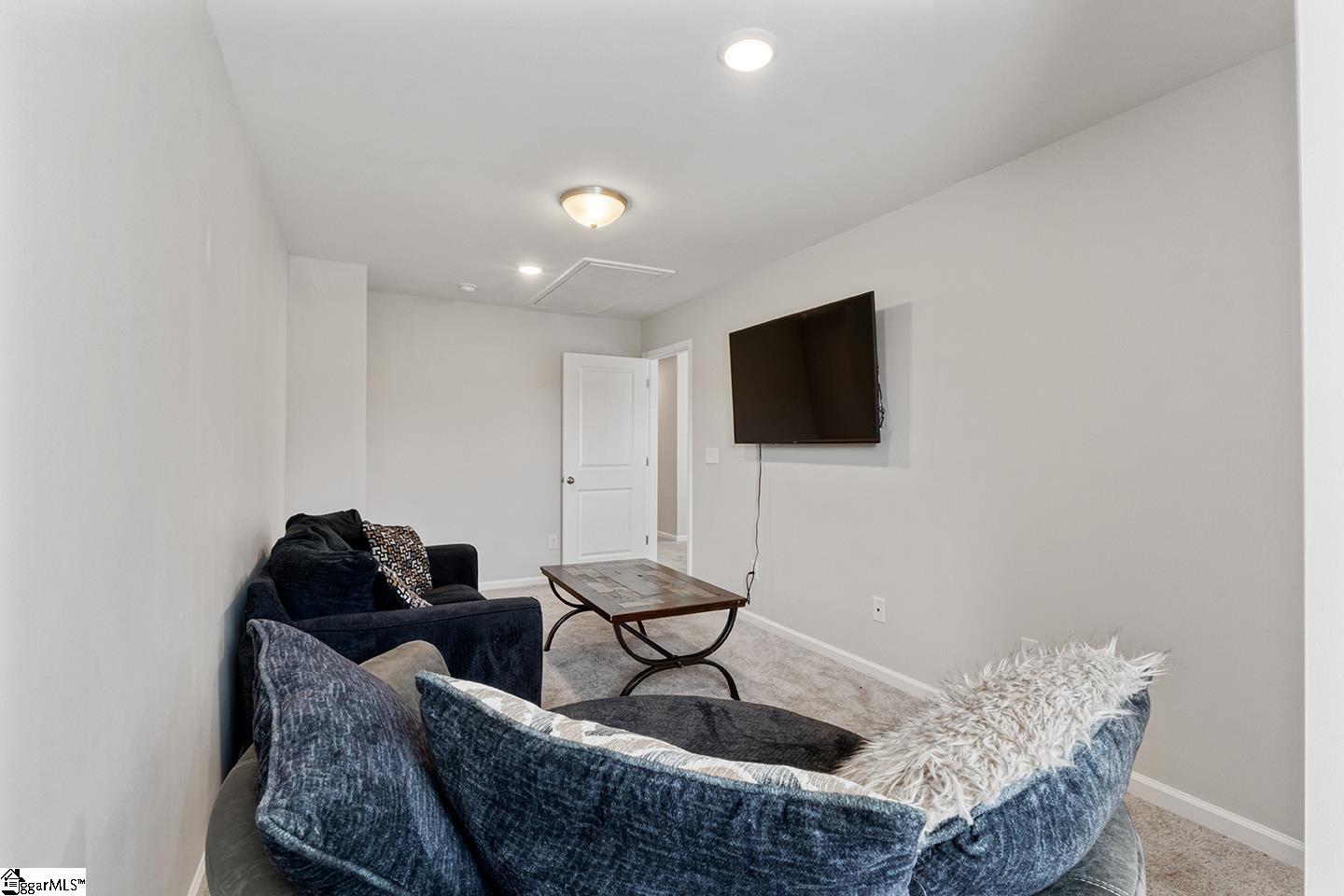 106 Cross Arbor Drive Simpsonville, SC 29681