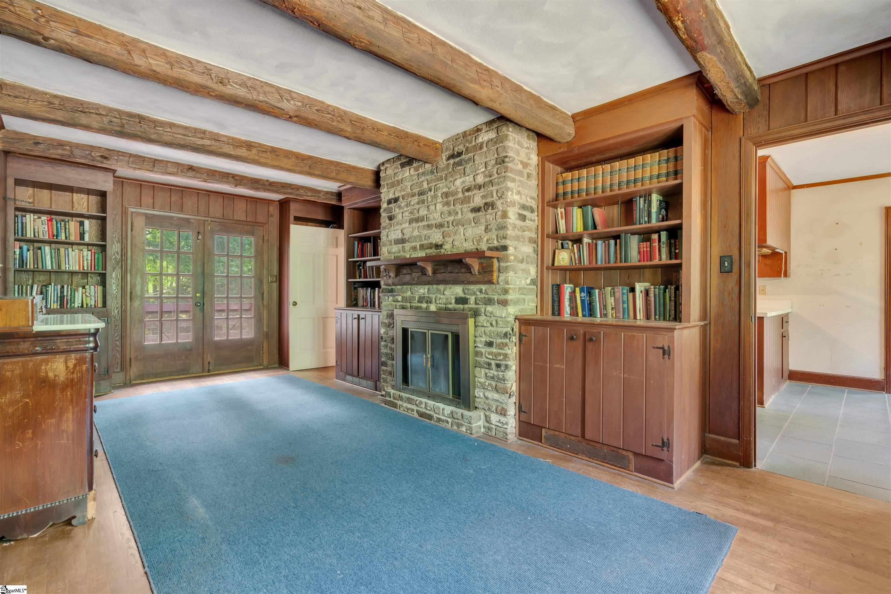141 Shoreham Road Spartanburg, SC 29307