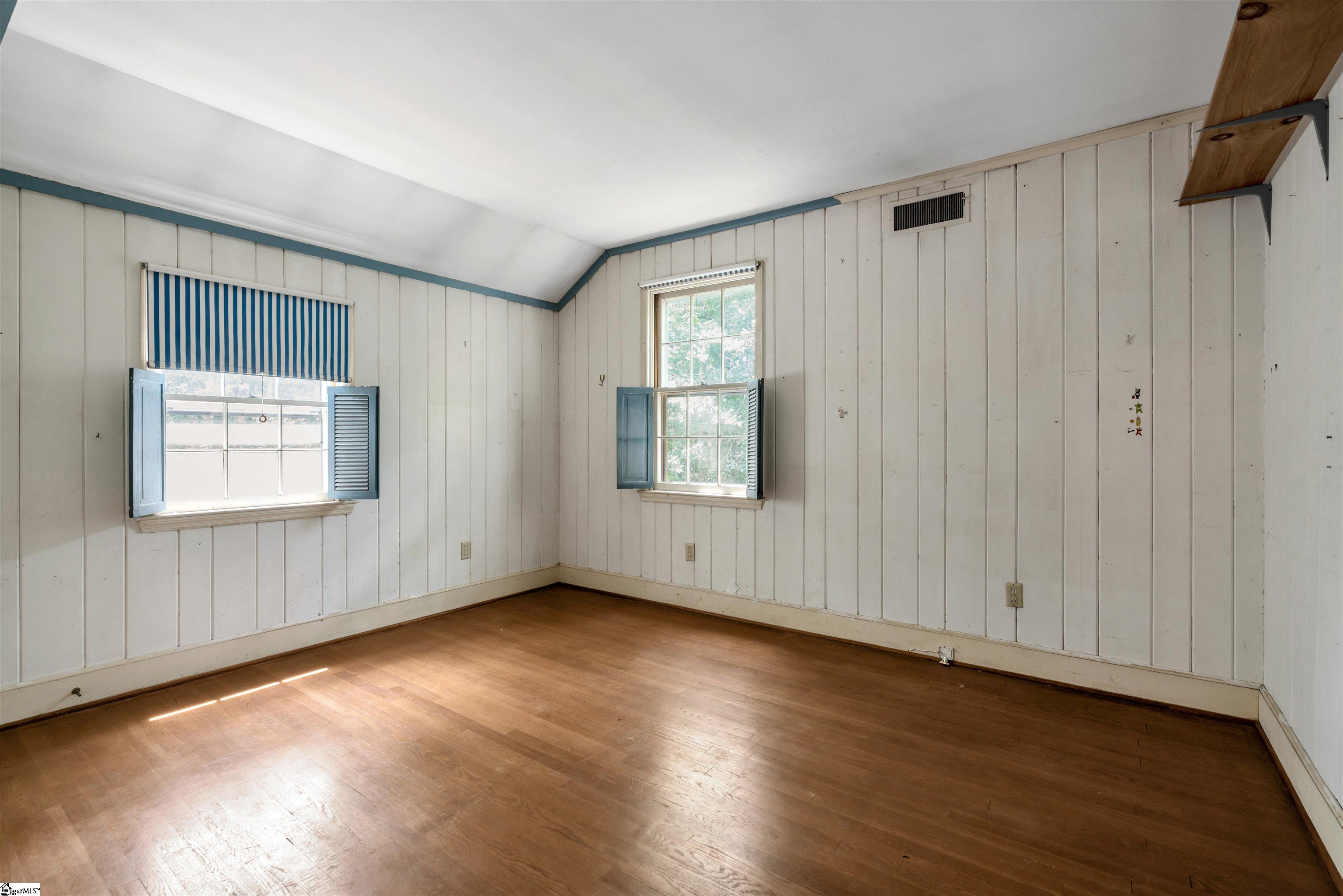 141 Shoreham Road Spartanburg, SC 29307