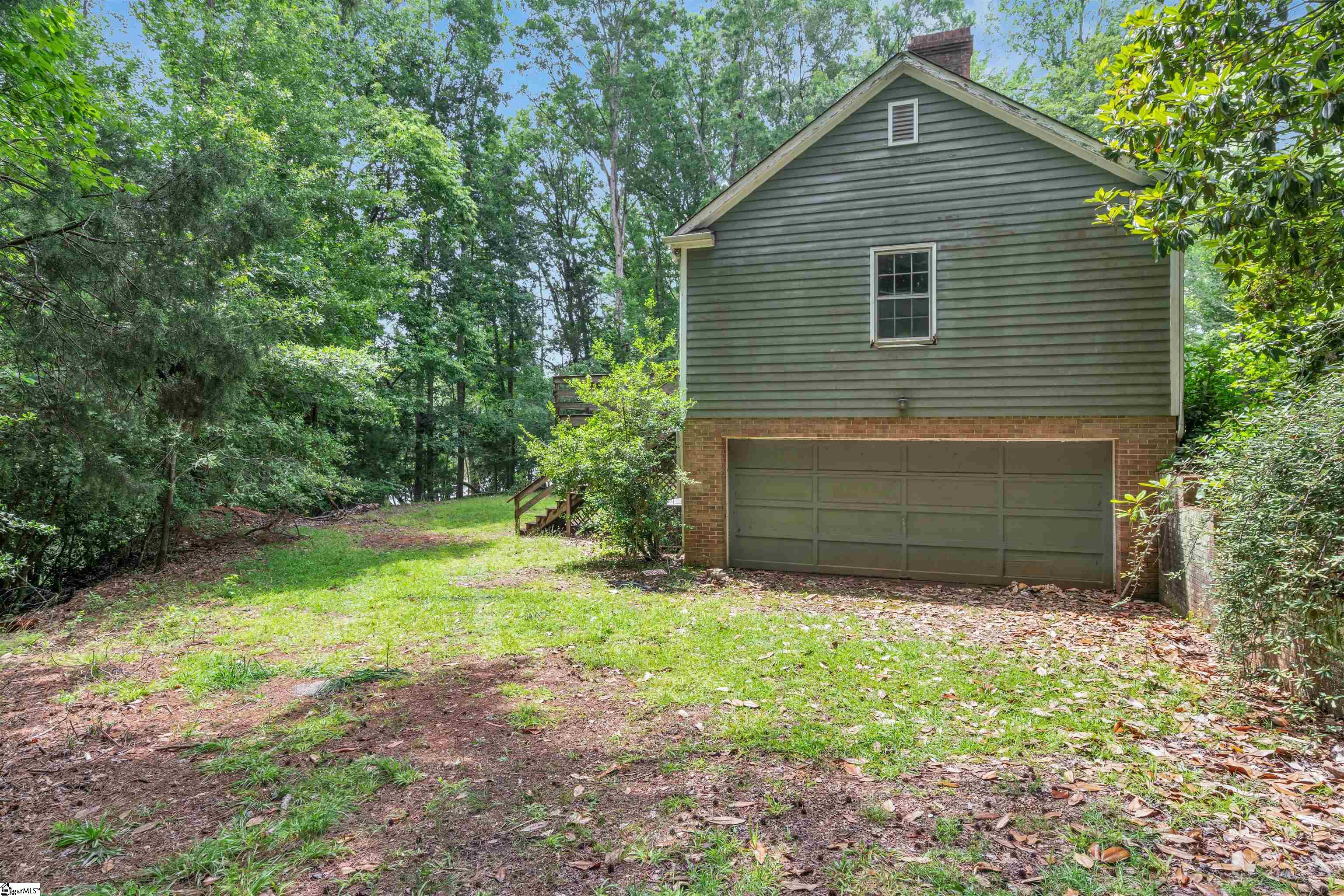 141 Shoreham Road Spartanburg, SC 29307