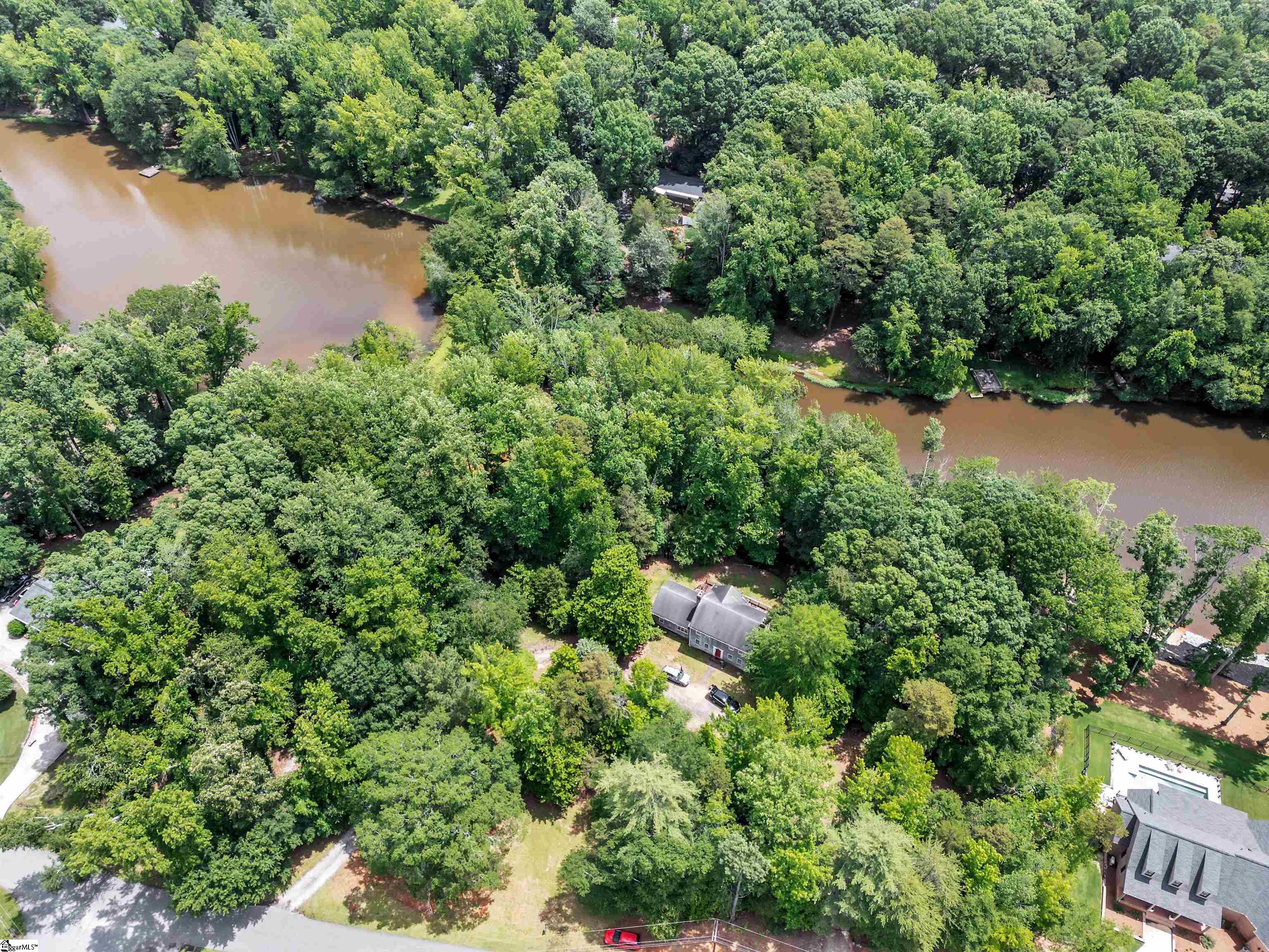 141 Shoreham Road Spartanburg, SC 29307