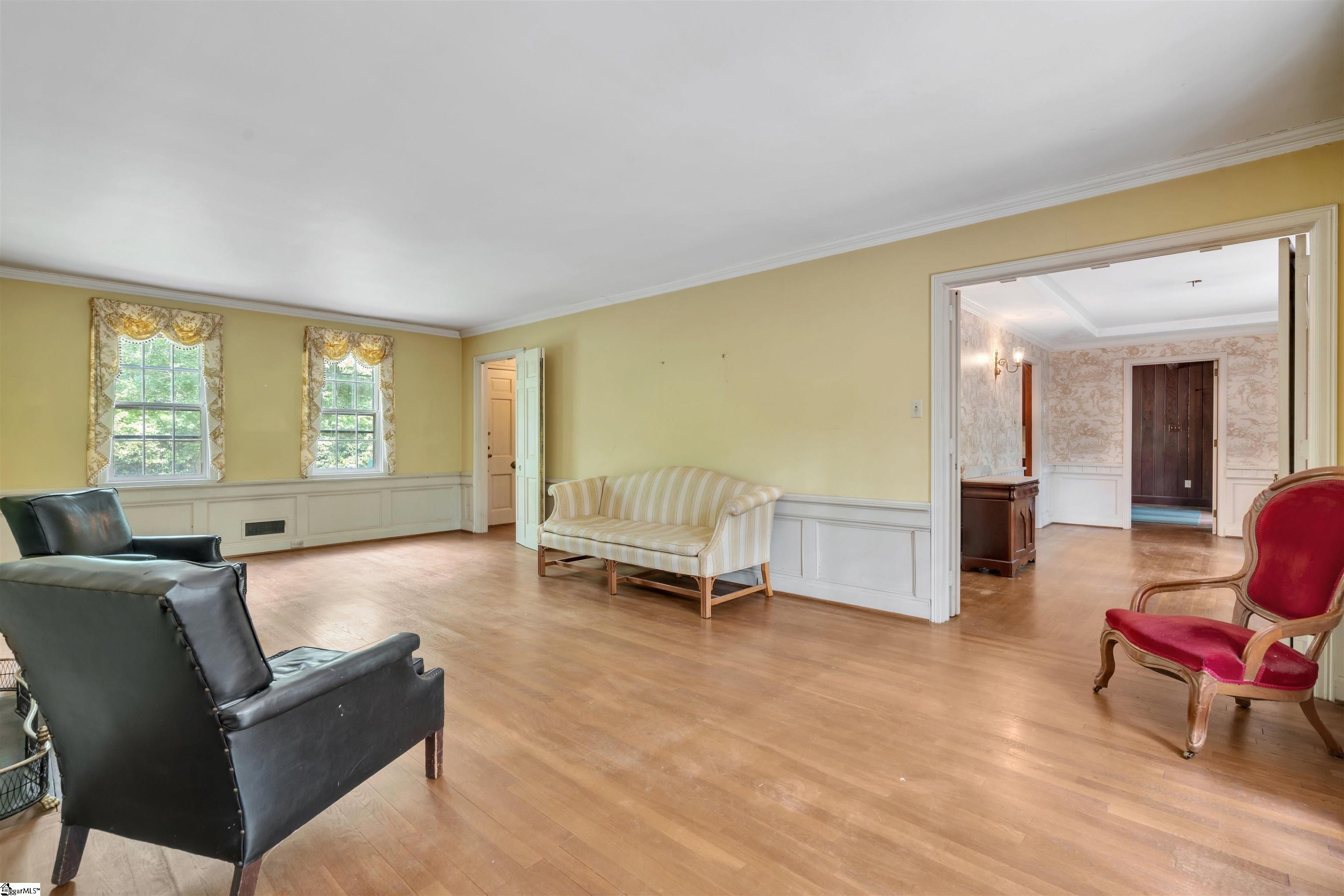 141 Shoreham Road Spartanburg, SC 29307