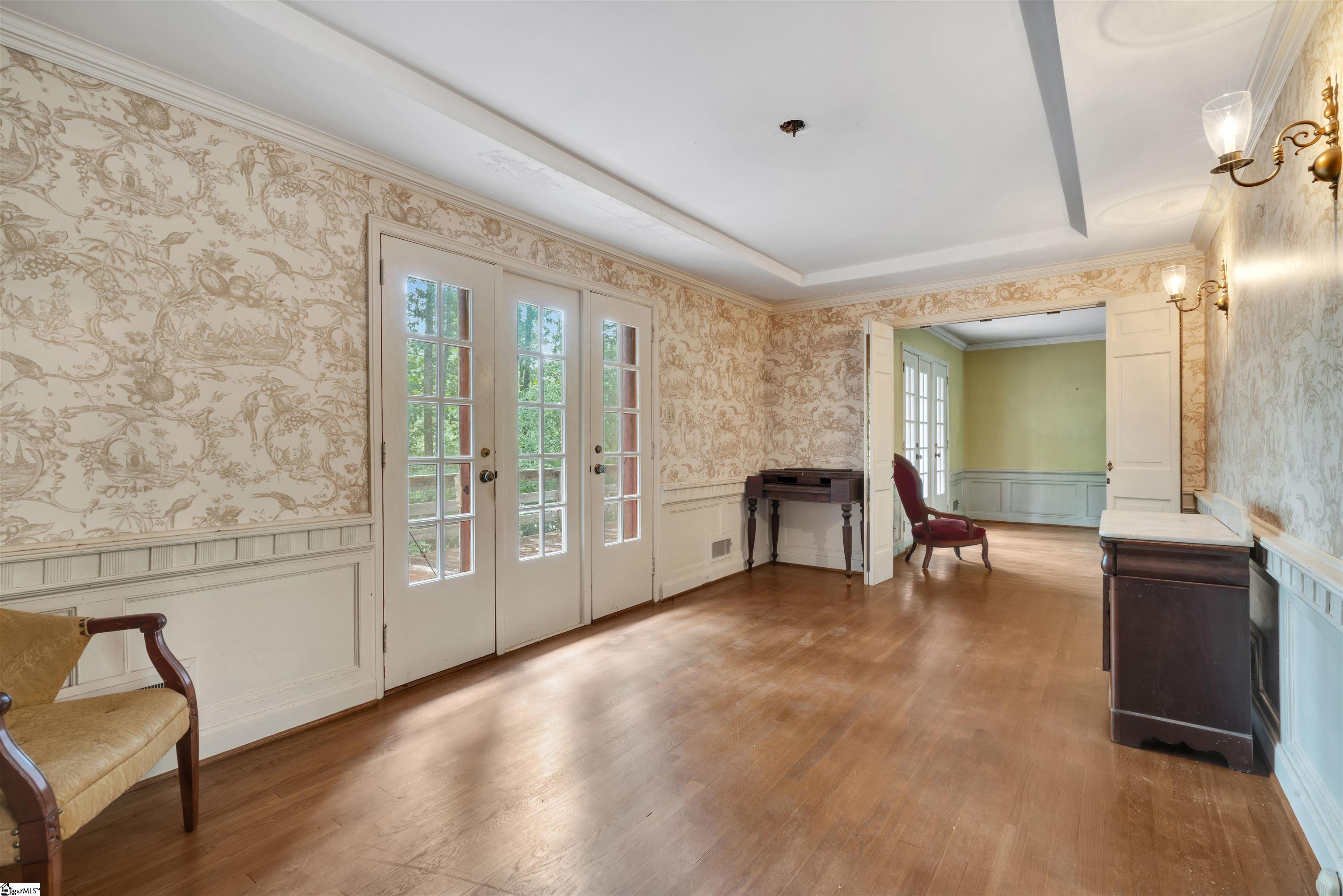 141 Shoreham Road Spartanburg, SC 29307