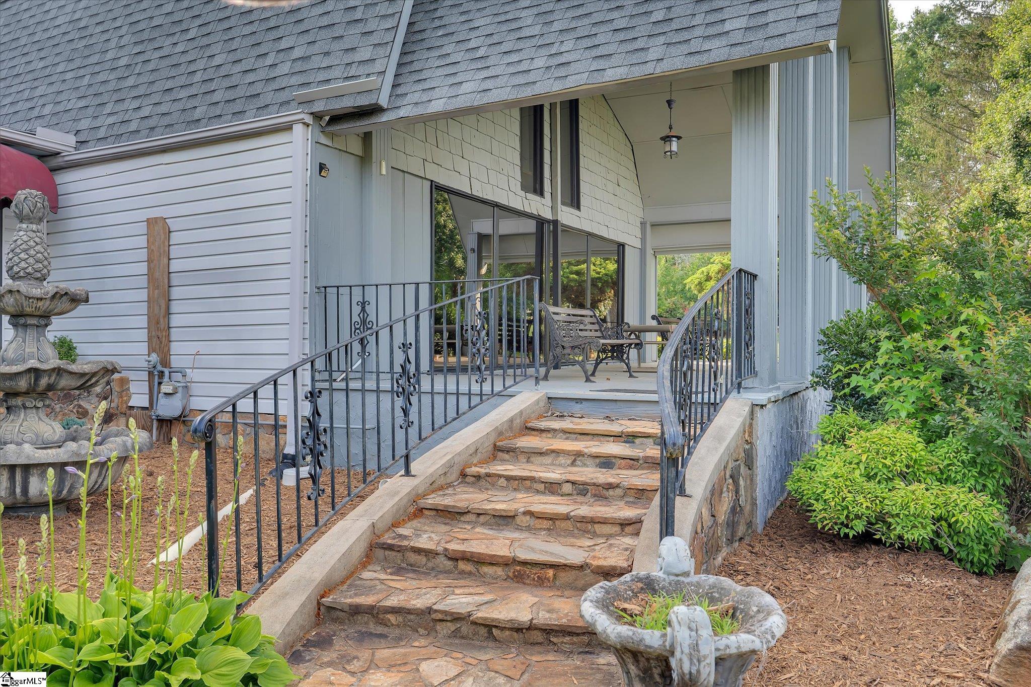 133 Conway Drive Easley, SC 29640-8303