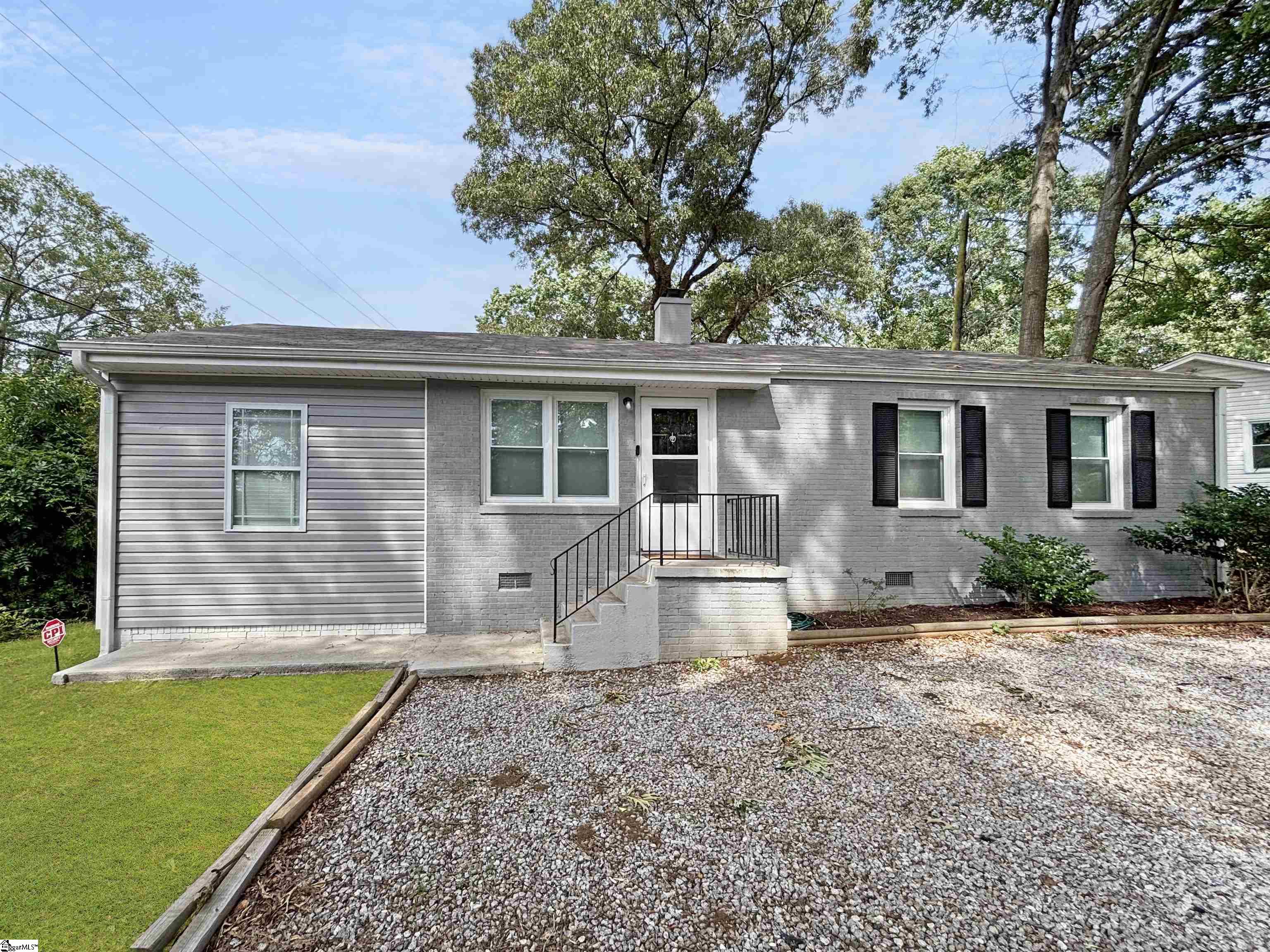 18 Prosperity Court Greenville, SC 29605