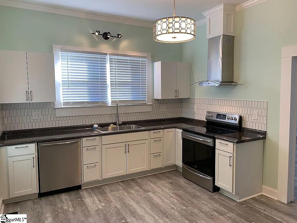 13 26th Street Greer, SC 29651