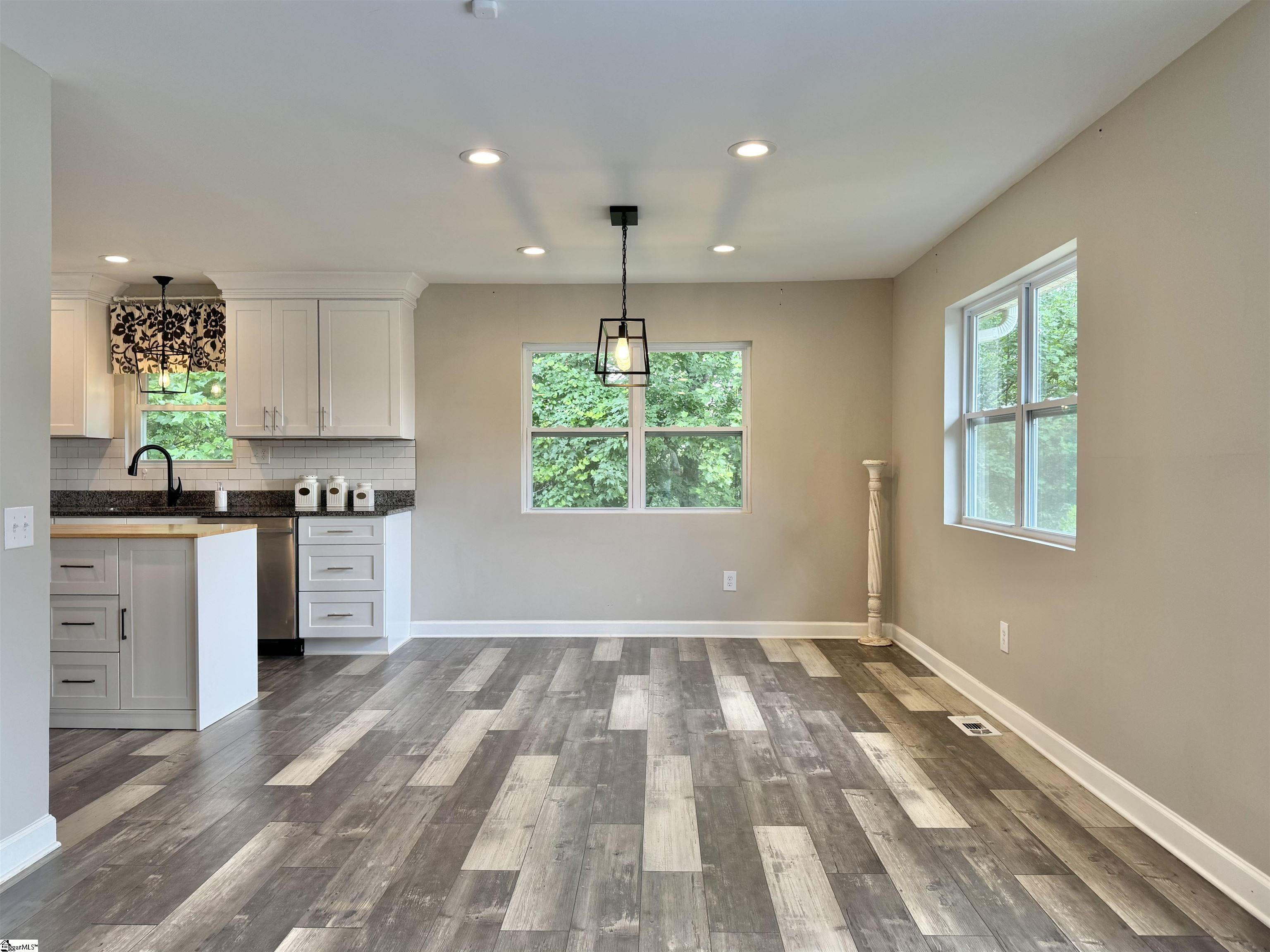 409 Pleasant View Road Pickens, SC 29671