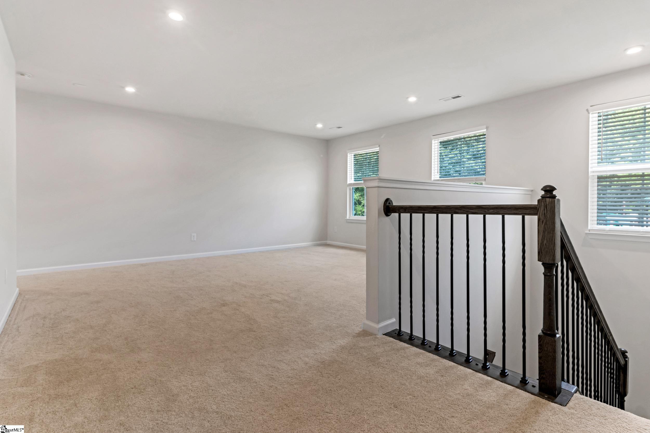 500 Briar Oaks Lane Simpsonville, SC 29681
