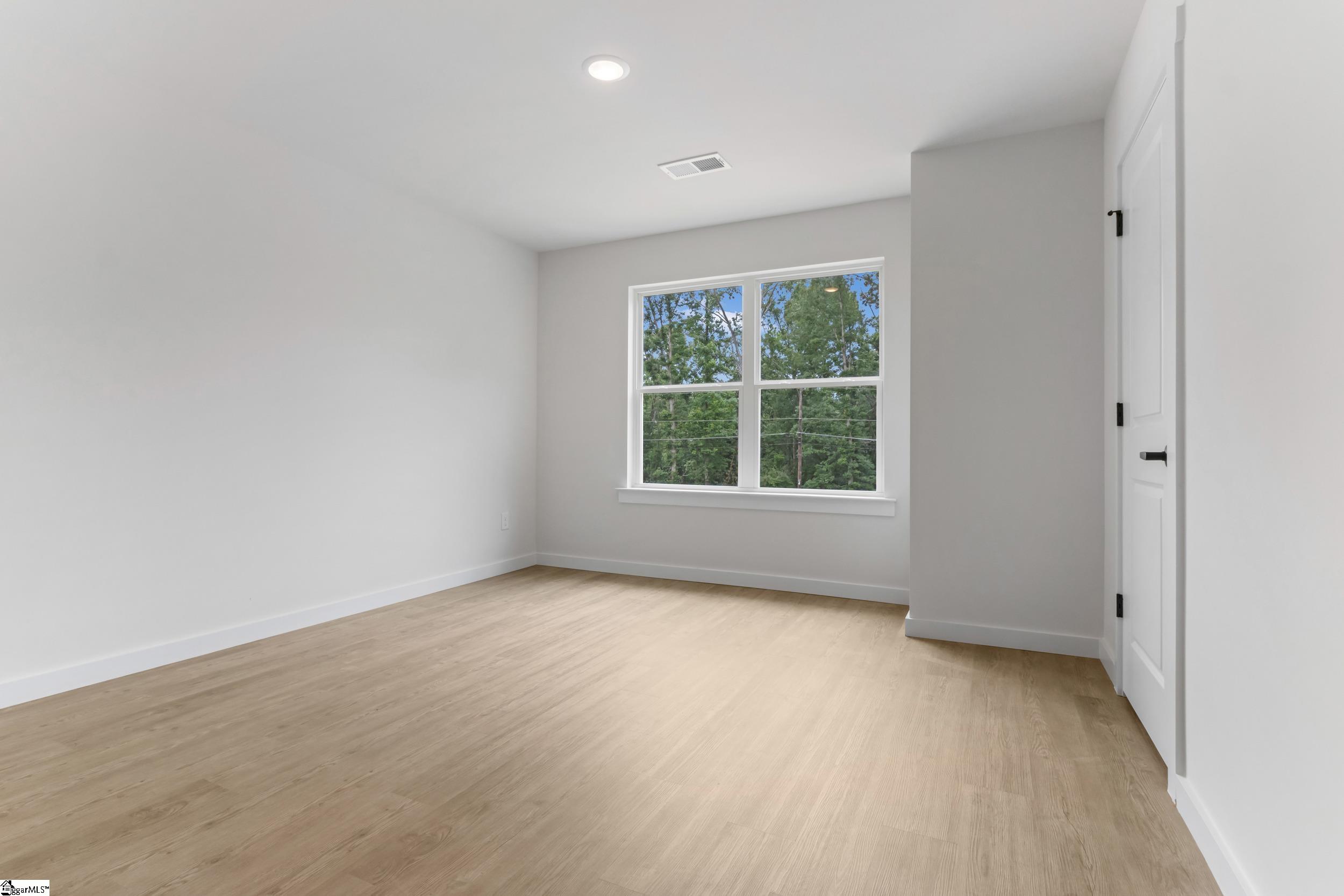 3834 Maid Marion Lane Spartanburg, SC 29302