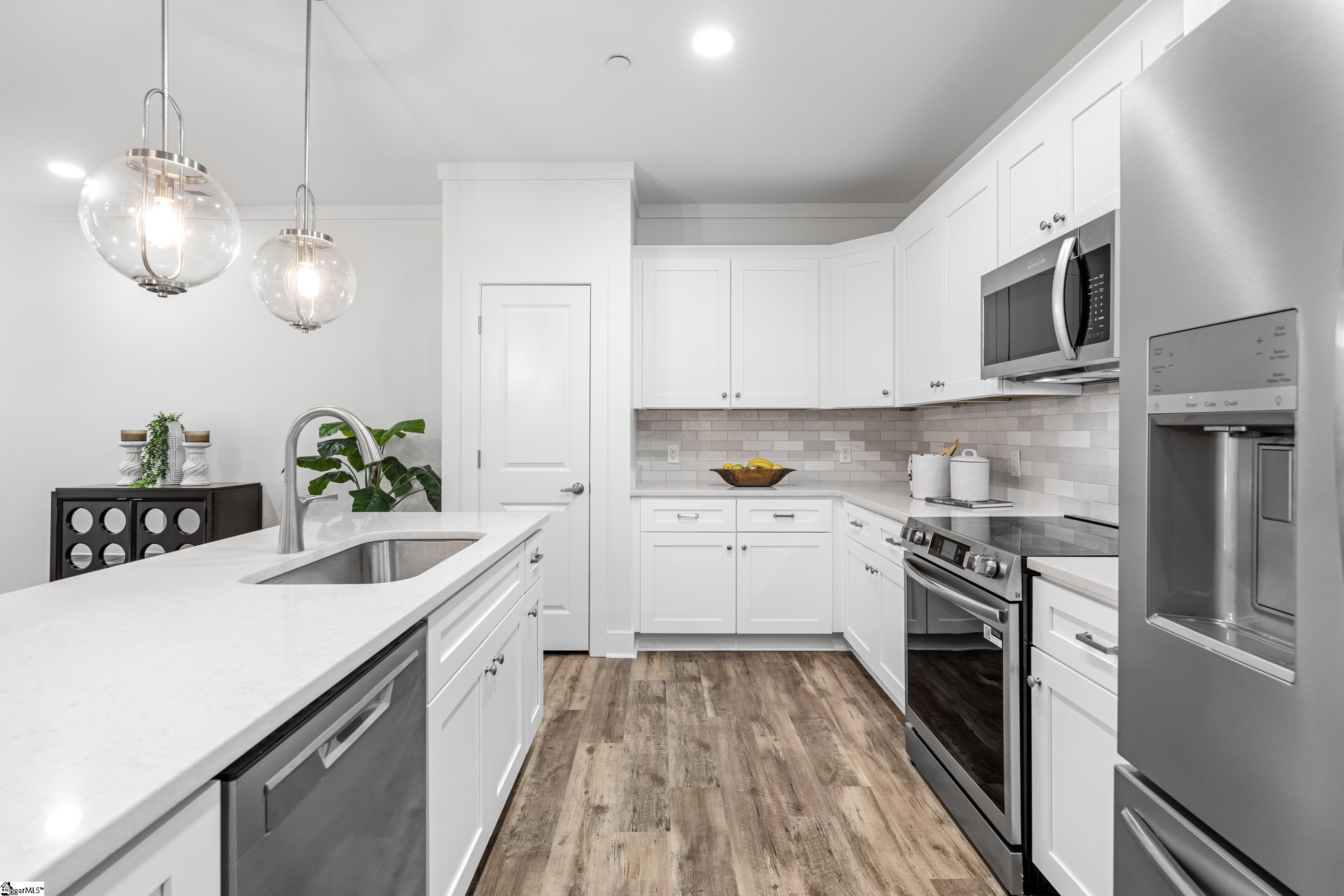 98 E McBee Avenue UNIT Unit 310 Greenville, SC 29601