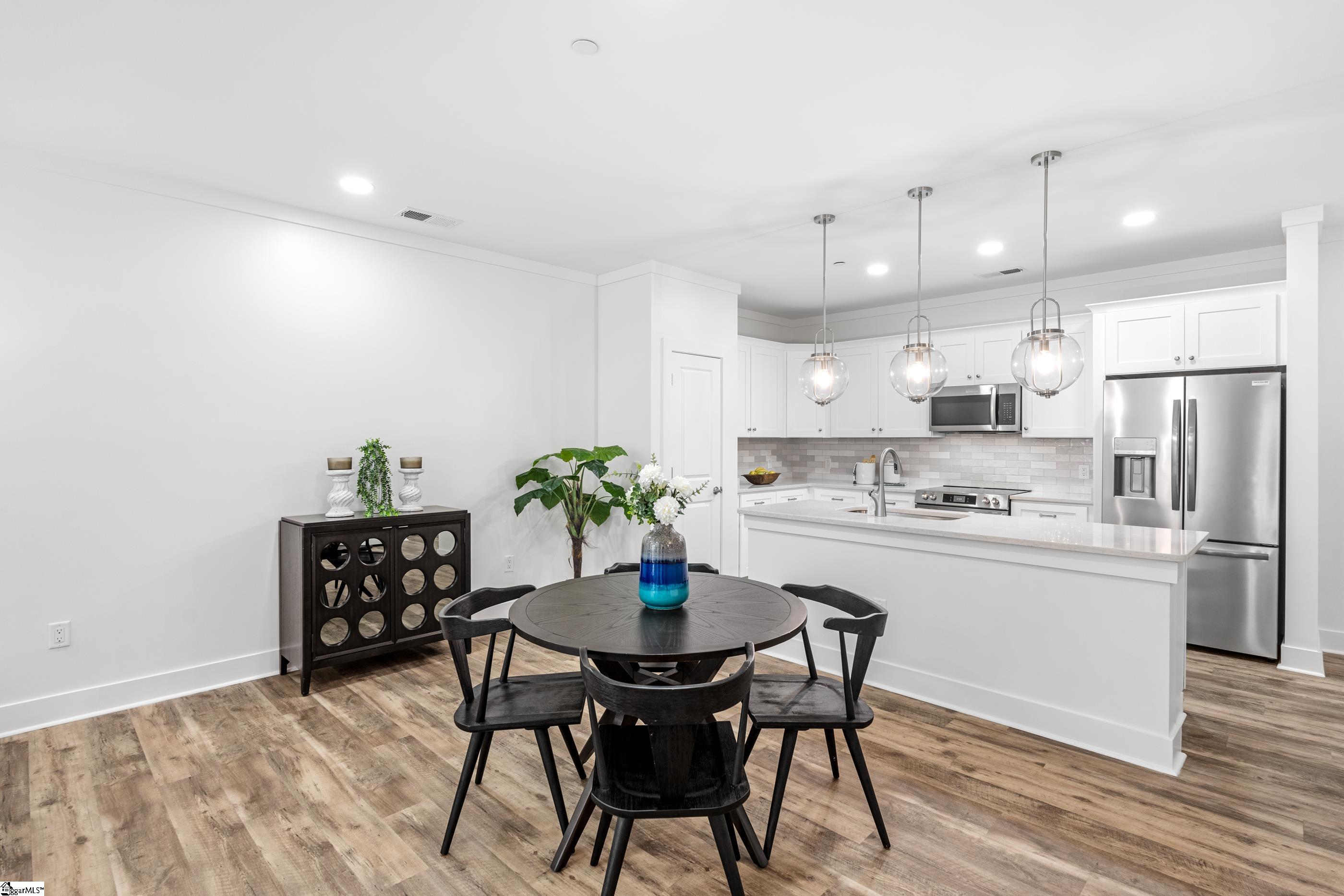 98 E McBee Avenue UNIT Unit 310 Greenville, SC 29601
