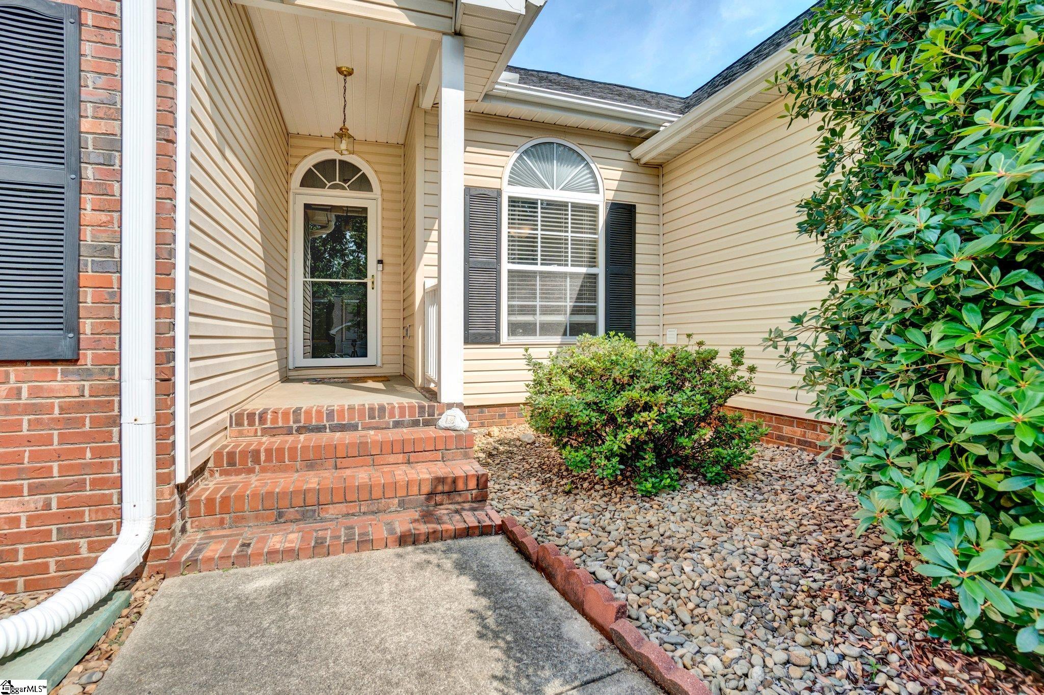 415 Windy Meadow Way Simpsonville, SC 29680