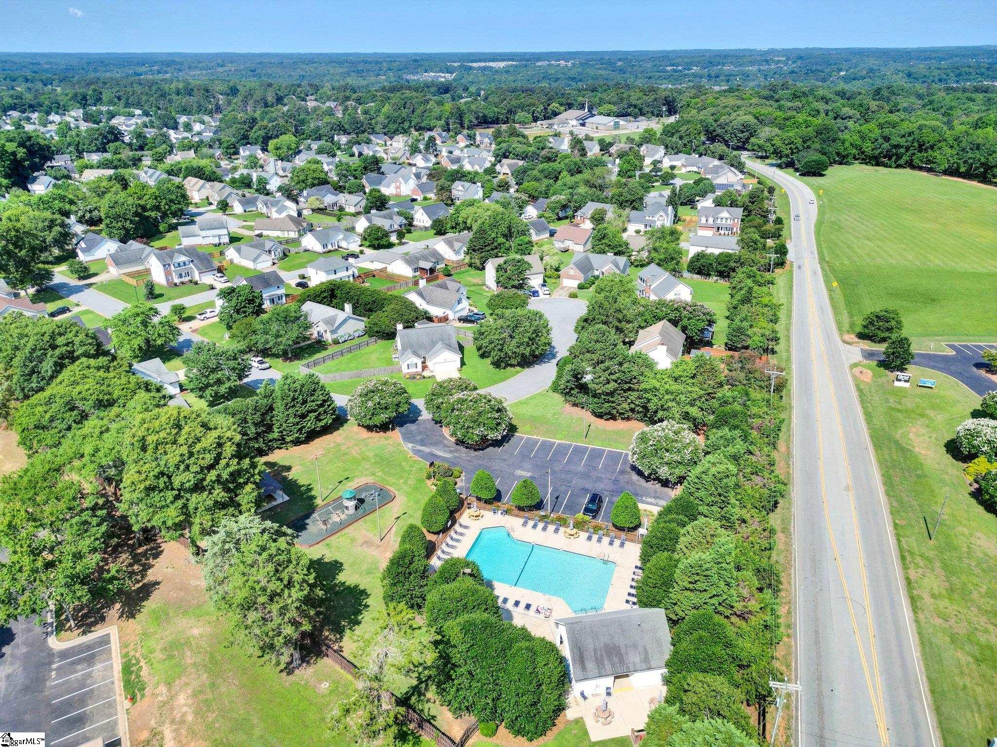 415 Windy Meadow Way Simpsonville, SC 29680