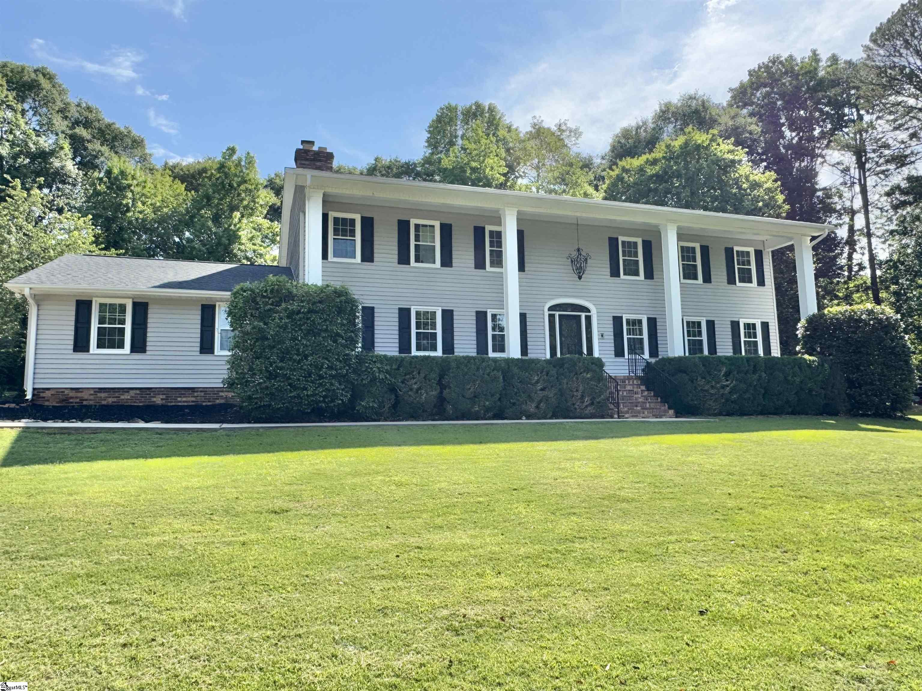 102 Buckingham Court Easley, SC 29640