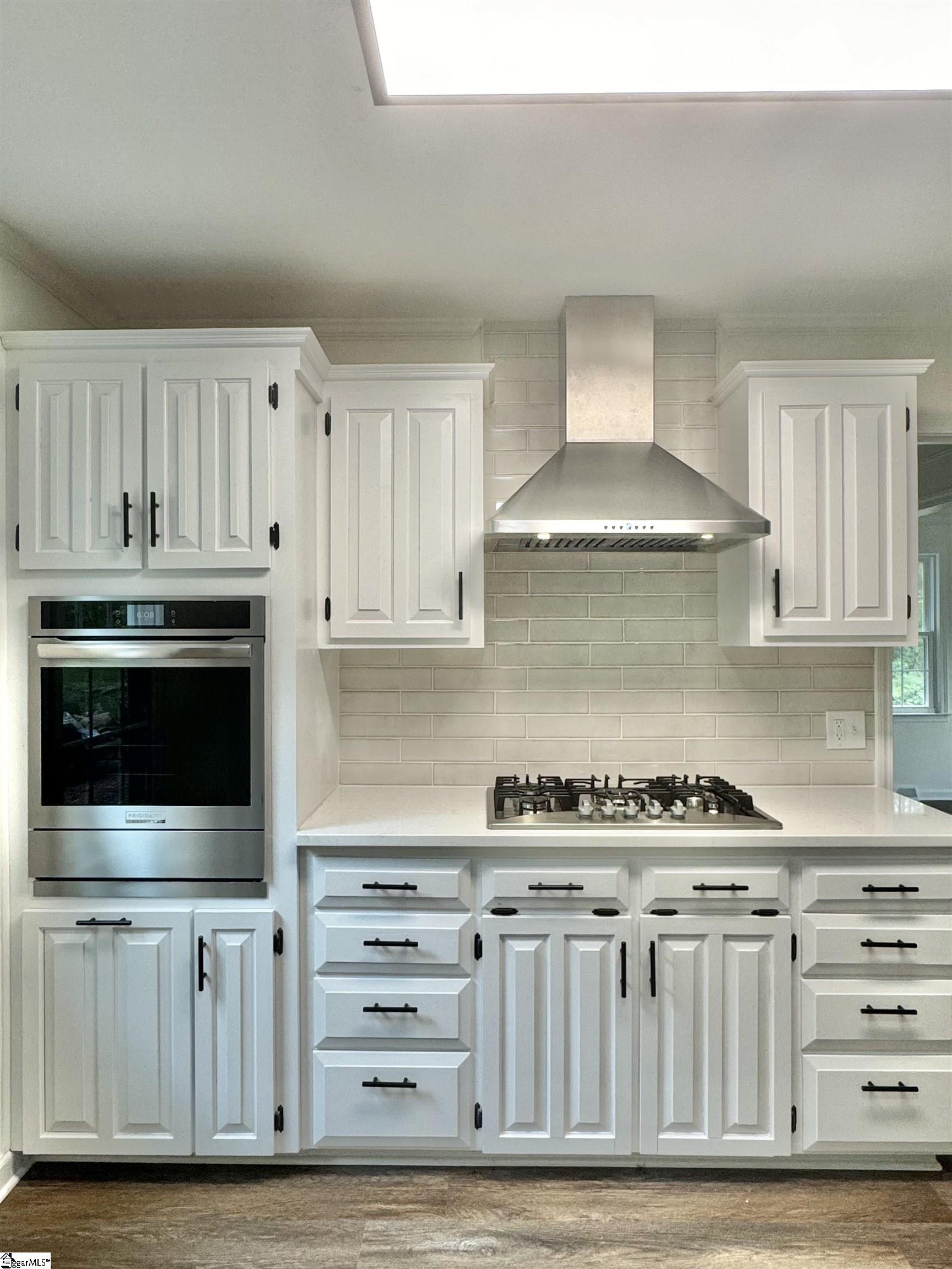 102 Buckingham Court Easley, SC 29640