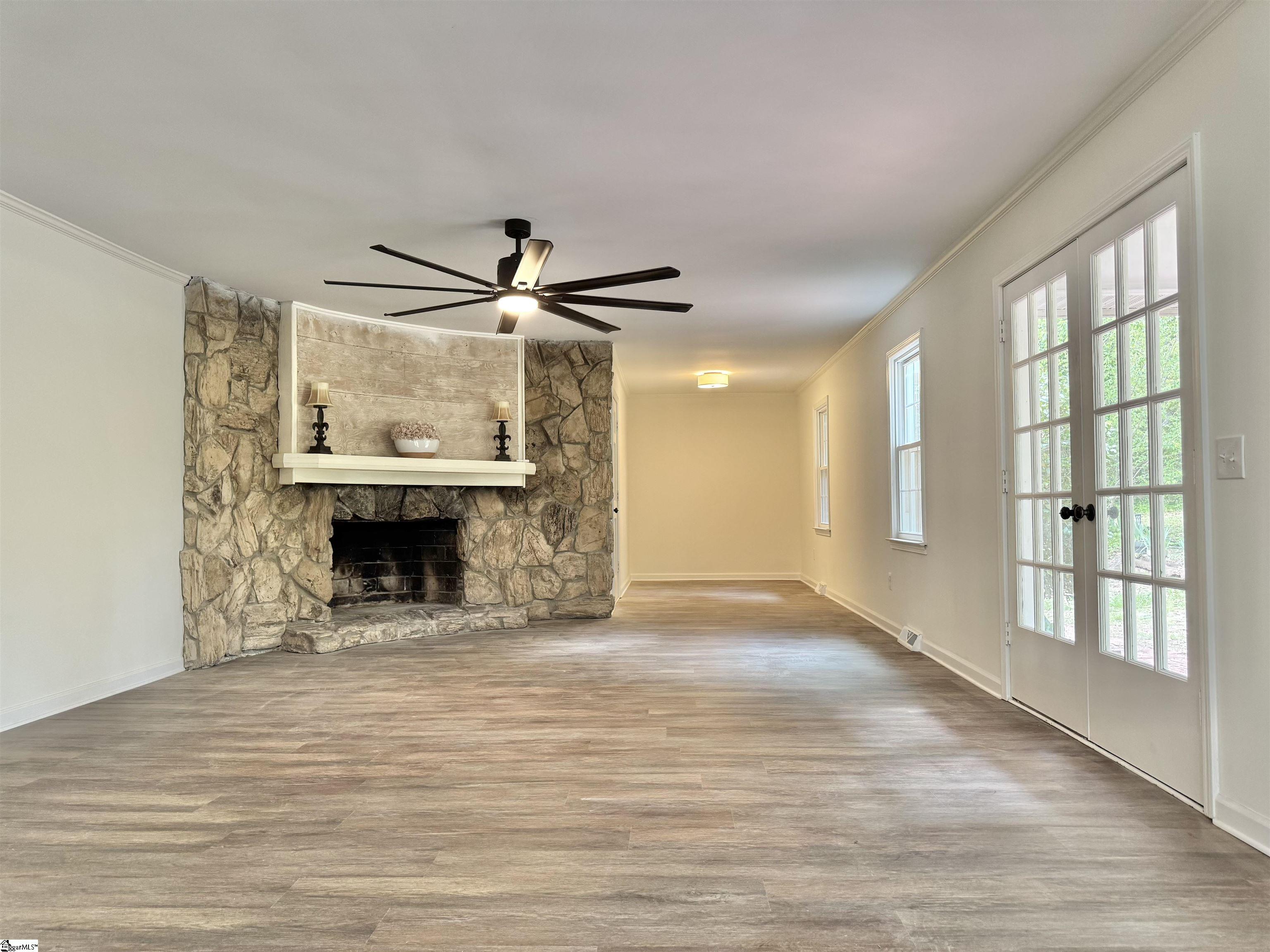 102 Buckingham Court Easley, SC 29640
