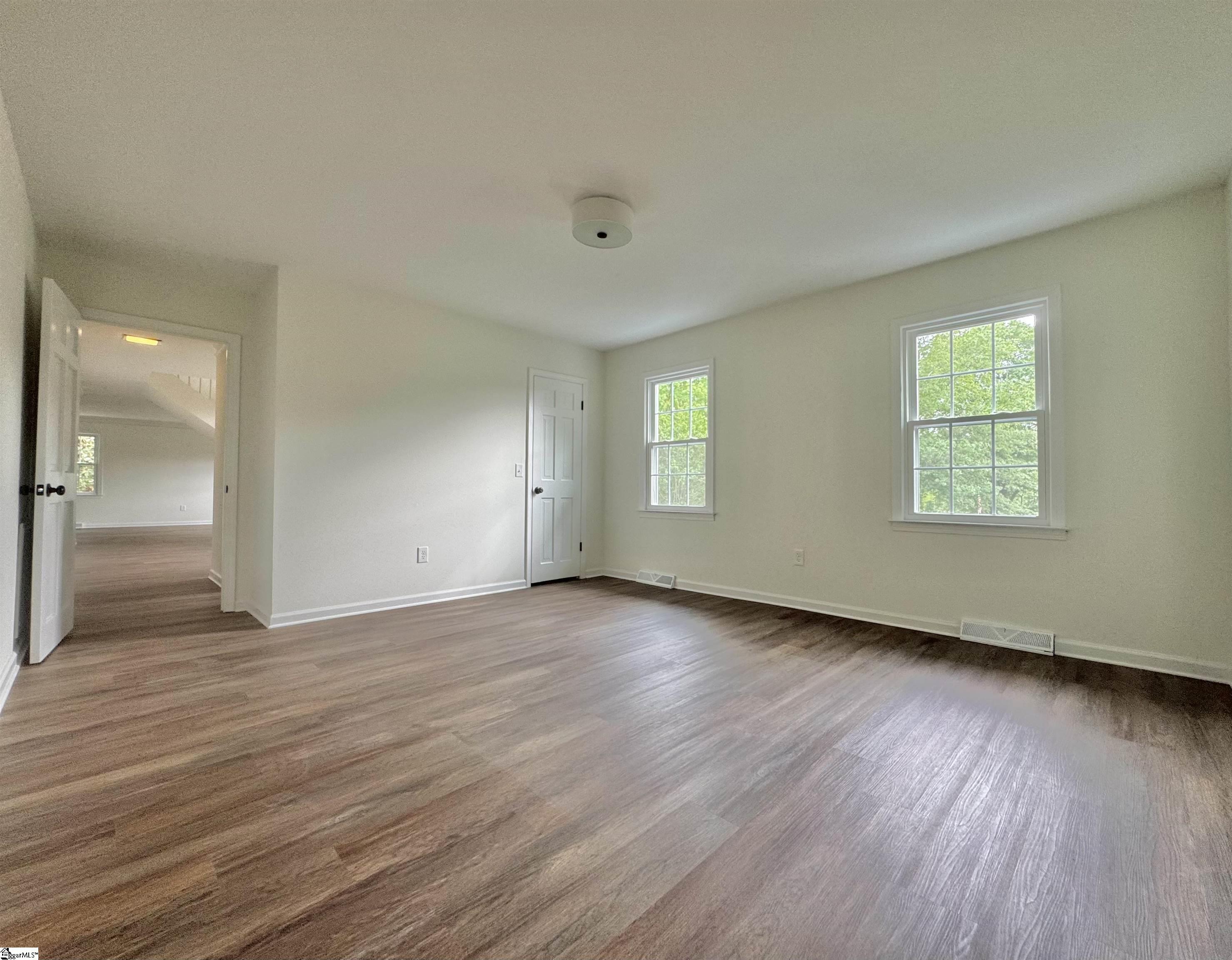 102 Buckingham Court Easley, SC 29640