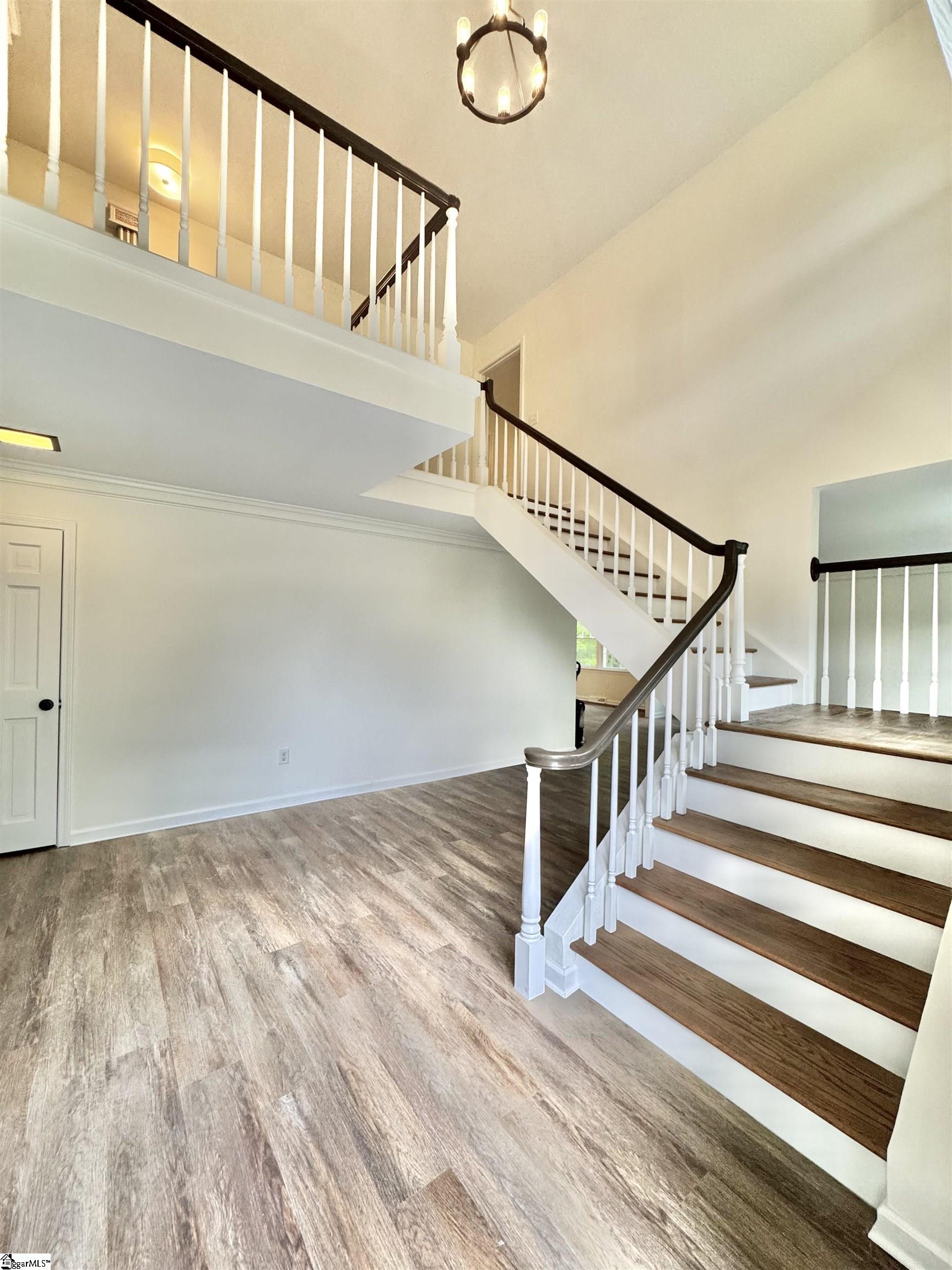 102 Buckingham Court Easley, SC 29640