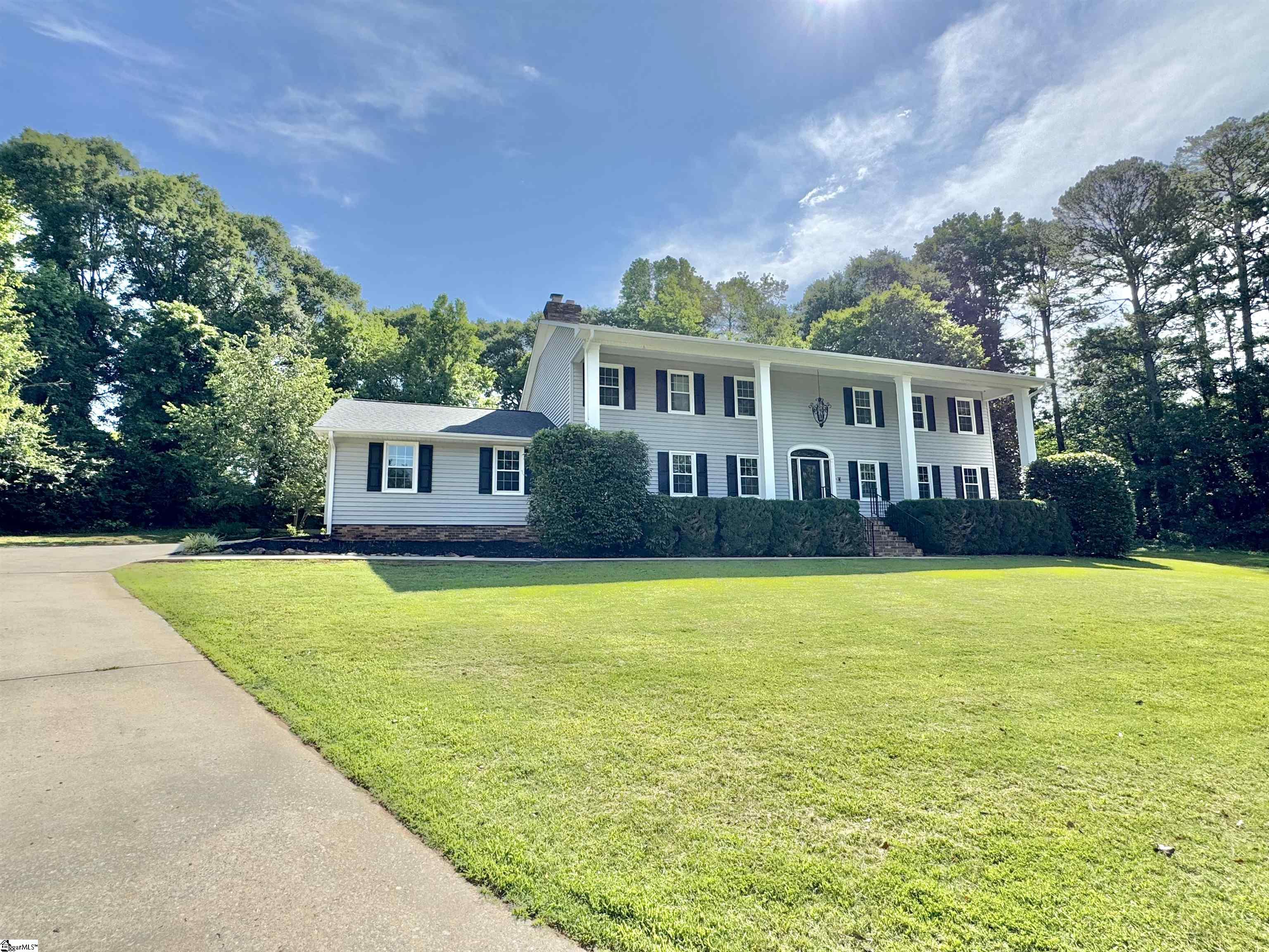 102 Buckingham Court Easley, SC 29640