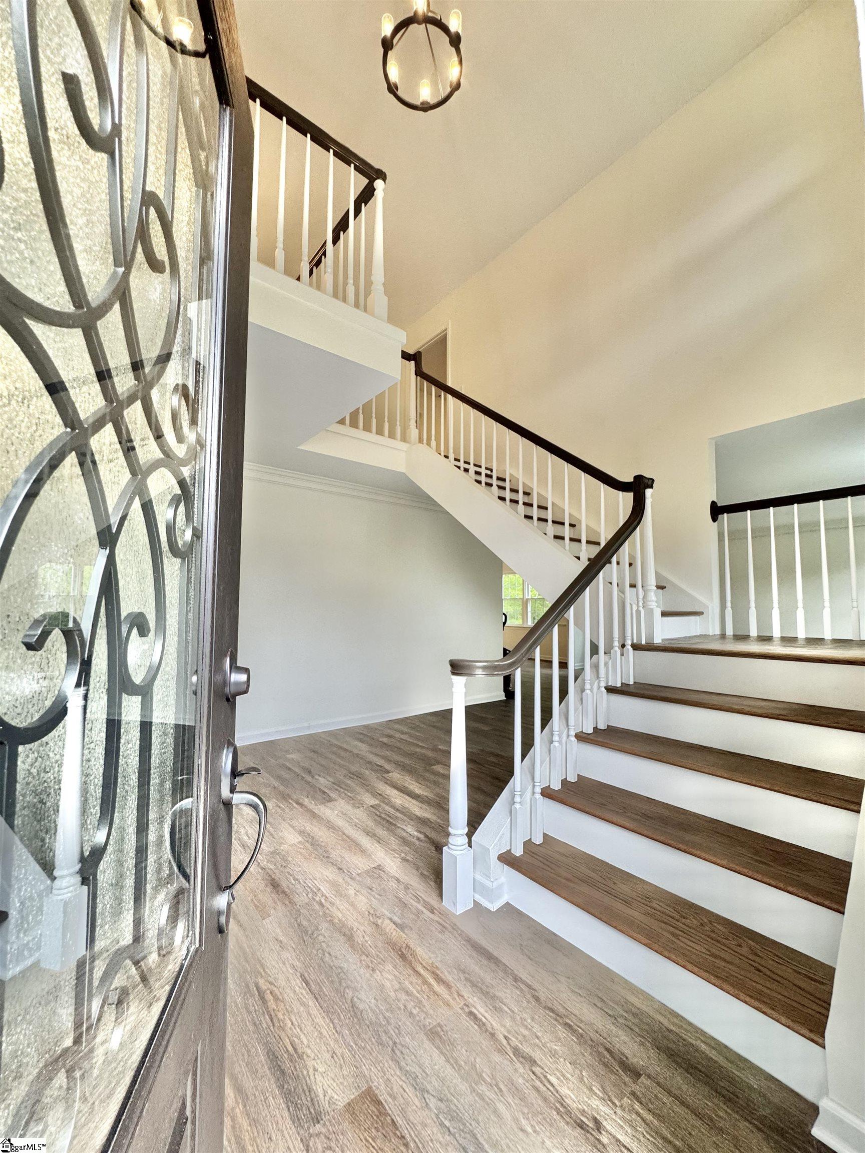 102 Buckingham Court Easley, SC 29640