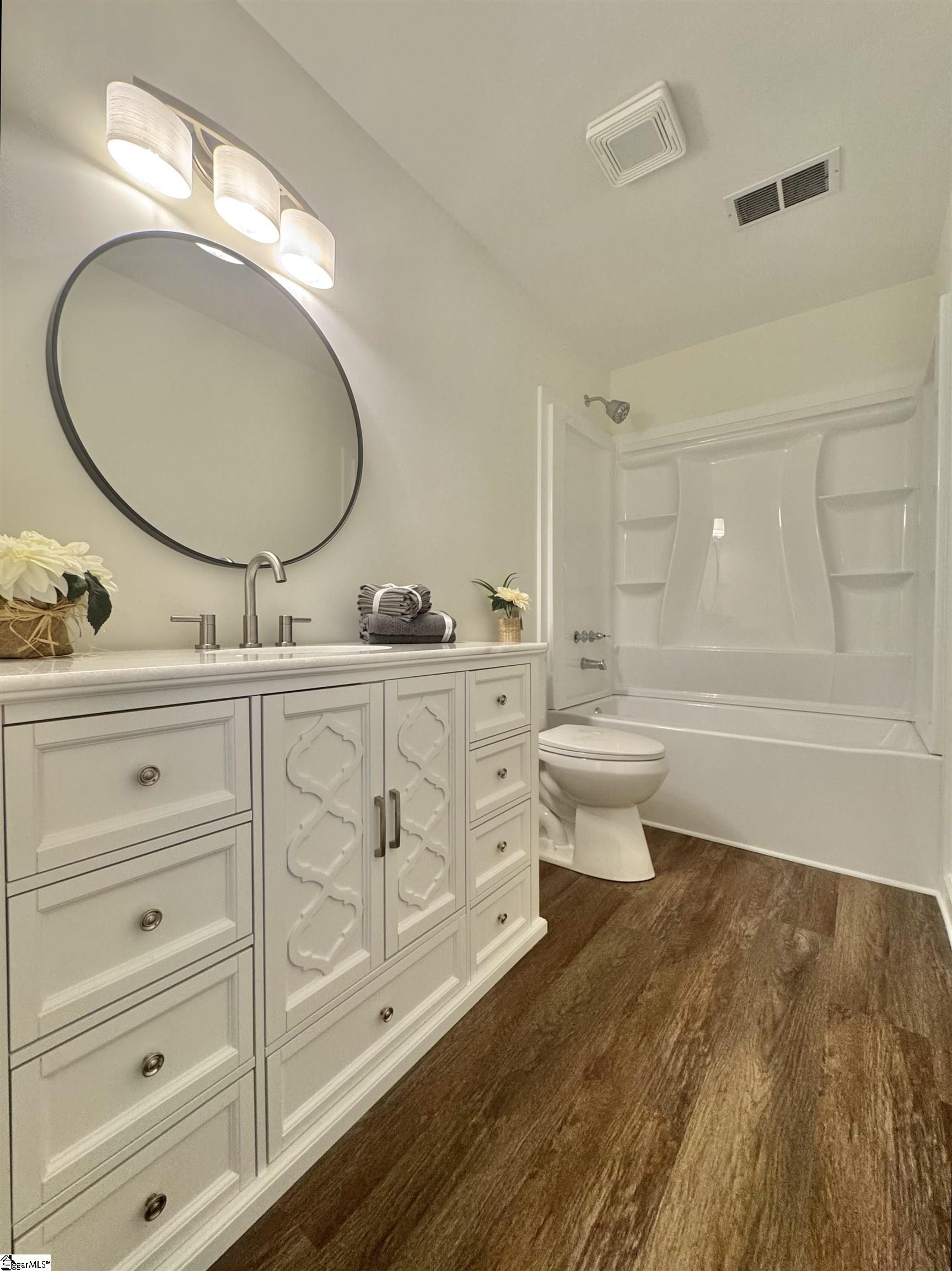 102 Buckingham Court Easley, SC 29640
