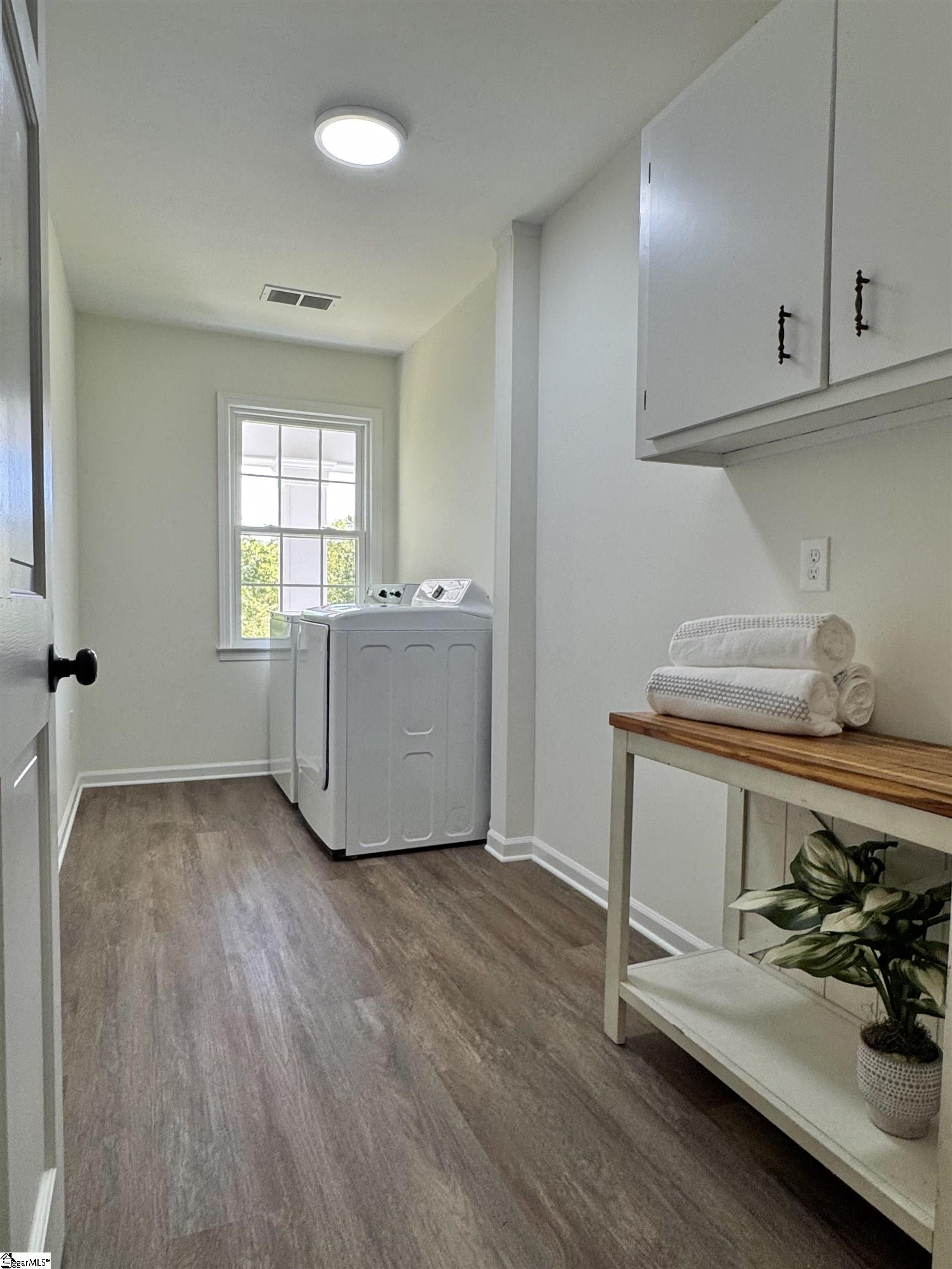 102 Buckingham Court Easley, SC 29640