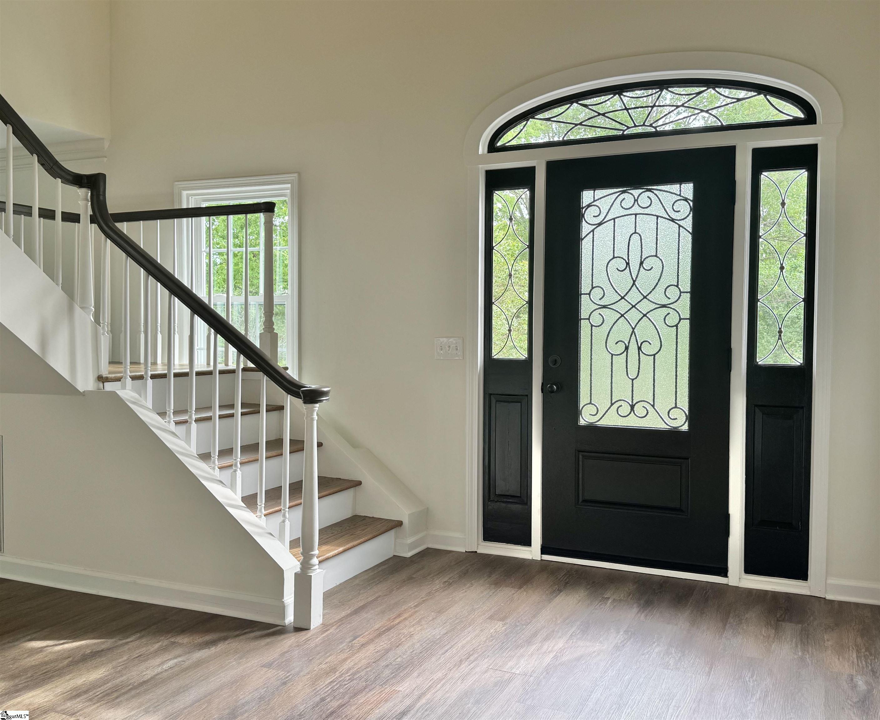 102 Buckingham Court Easley, SC 29640