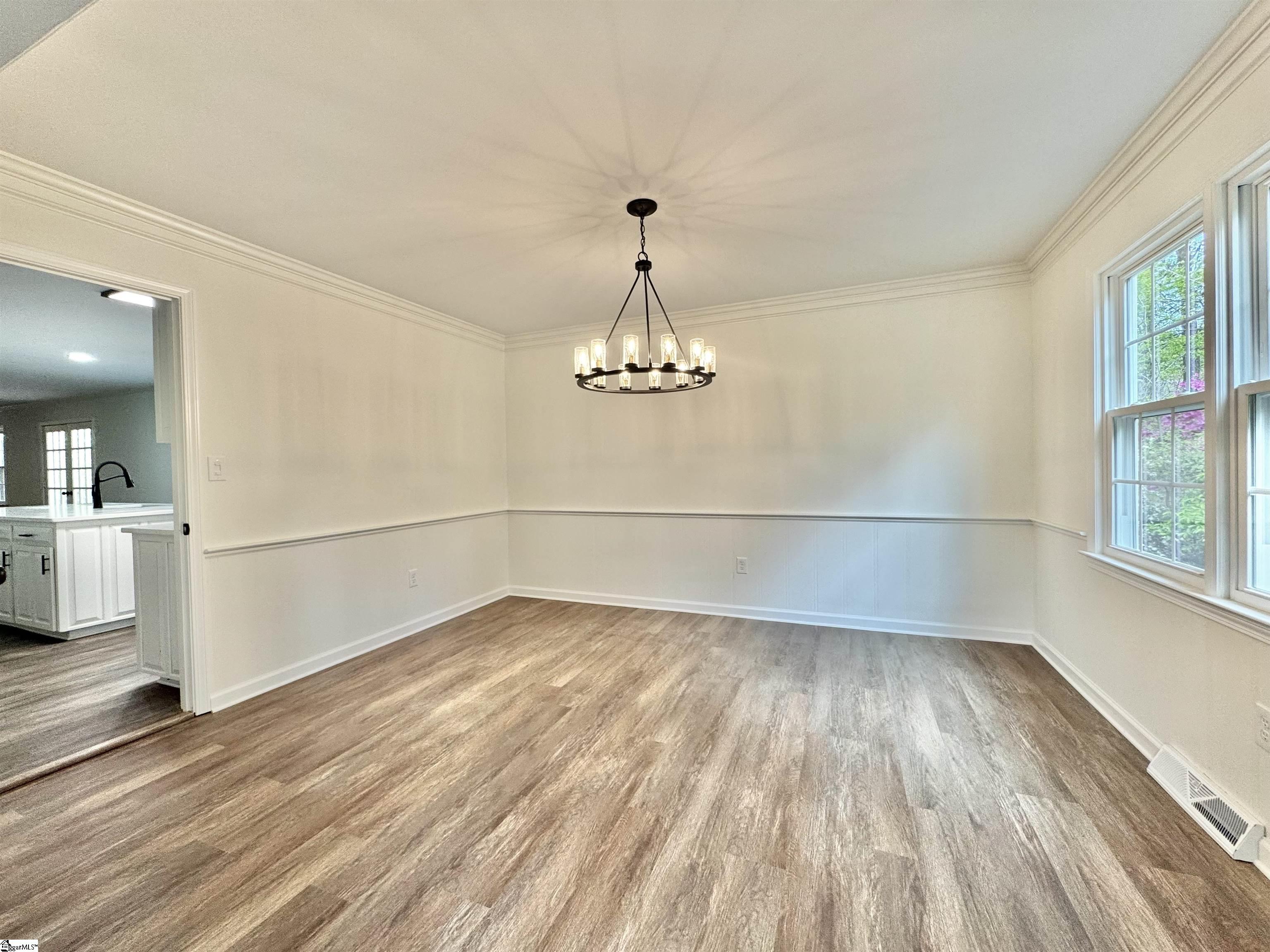 102 Buckingham Court Easley, SC 29640