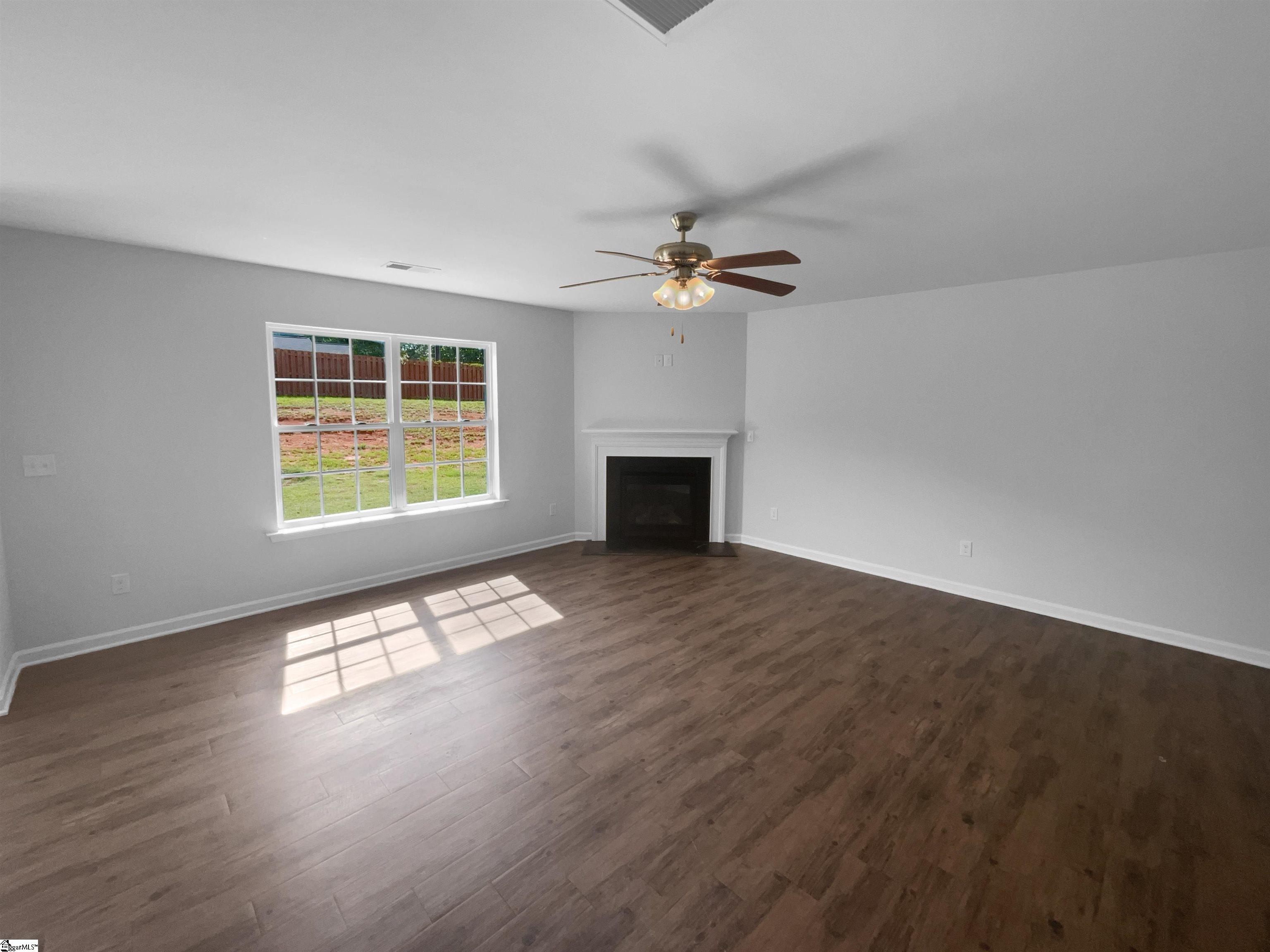 253 Golden Bear Walk Duncan, SC 29334