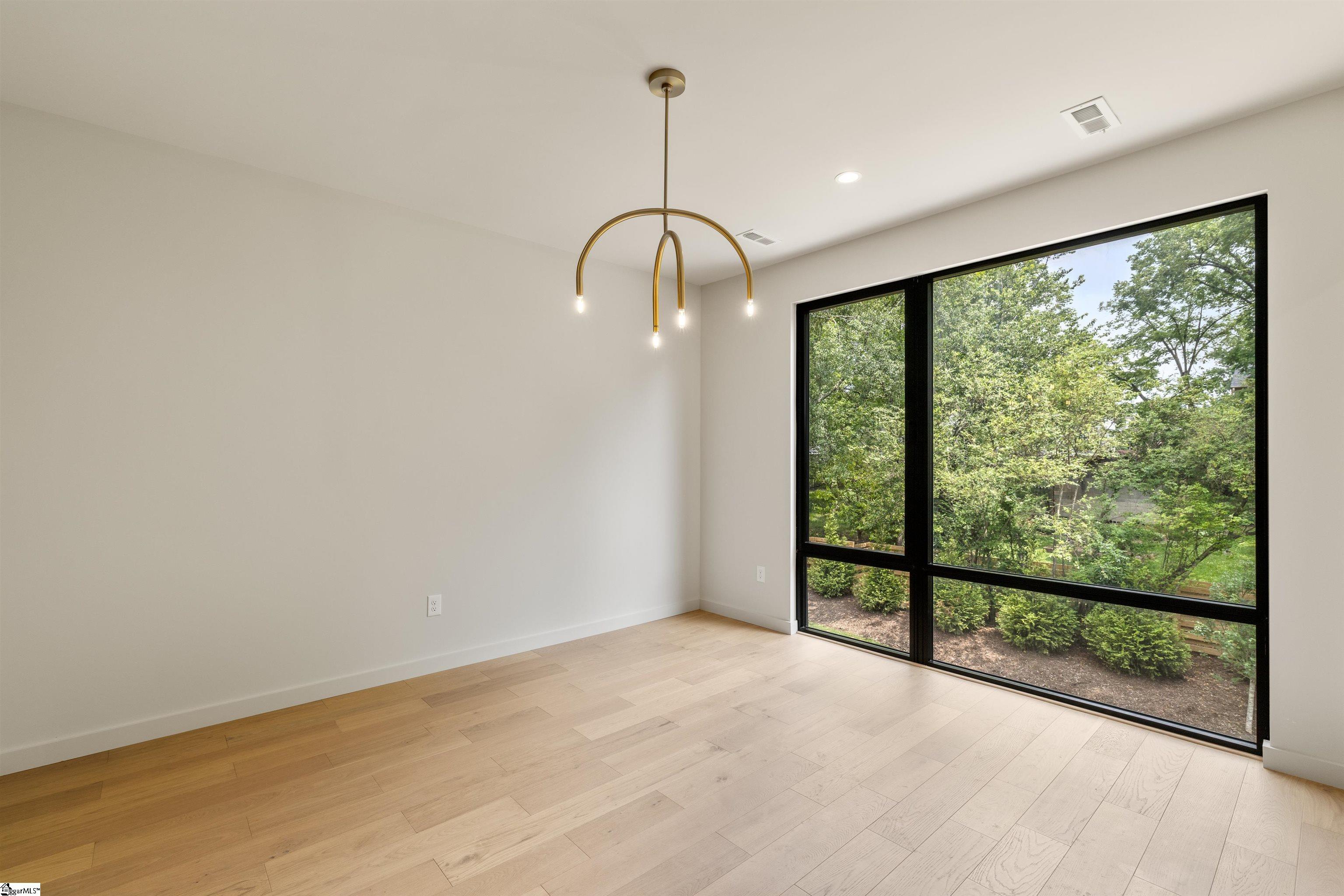 16 Nordic Lane Greenville, SC 29609