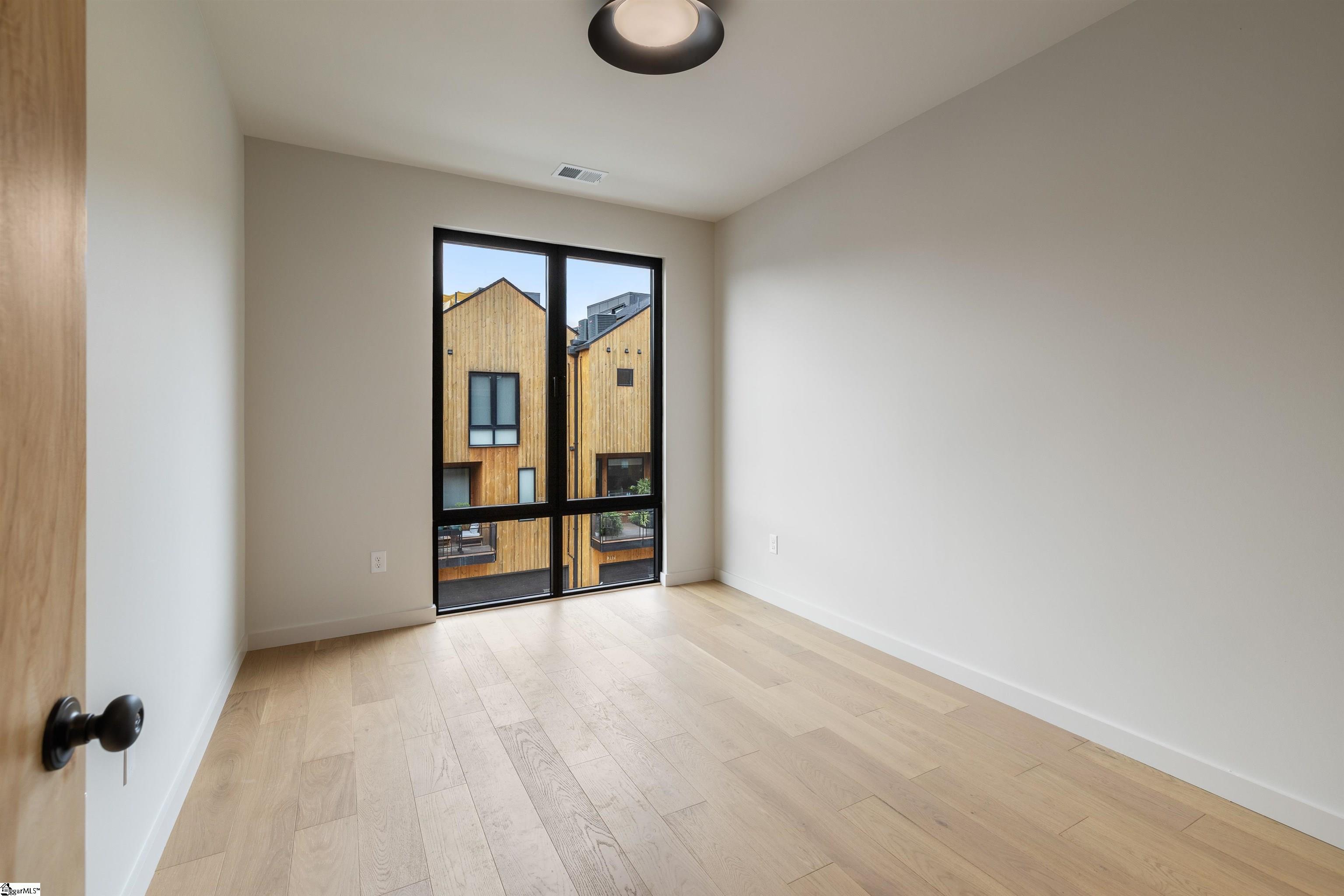 16 Nordic Lane Greenville, SC 29609